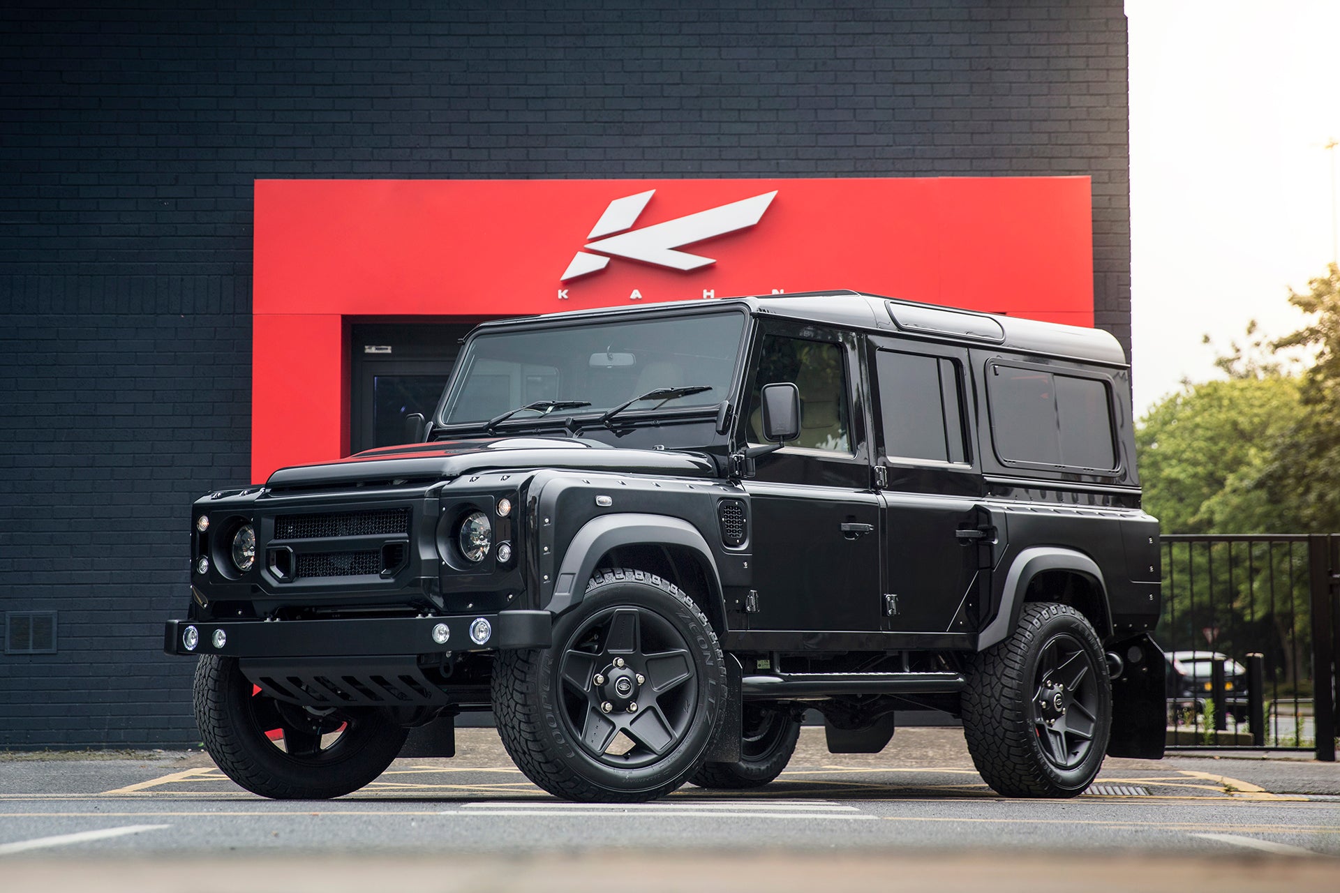 Tailor-Made: Defender 110 // Wide Track 10