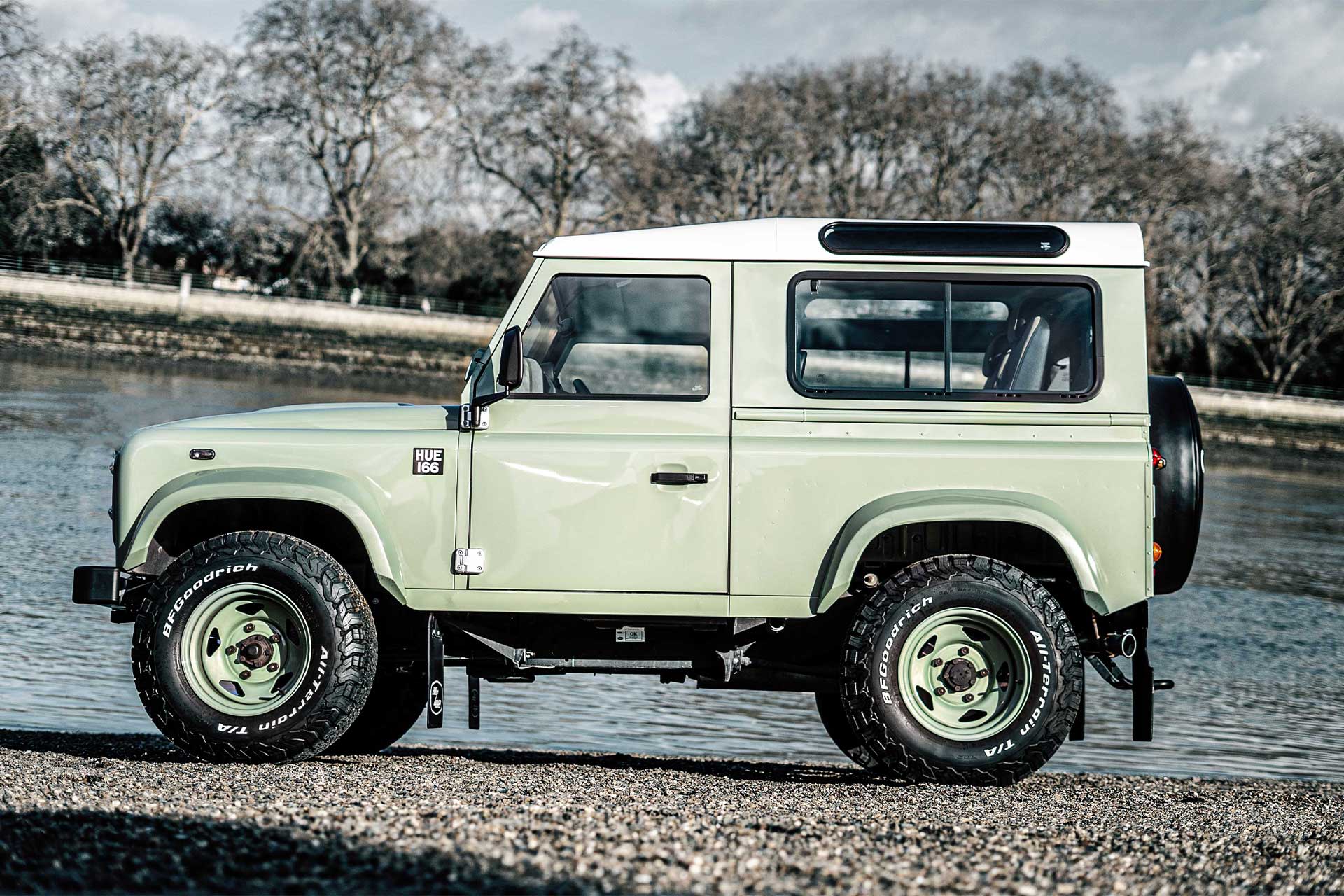 Forist Rover Land Rover Defender | Wide Forest Wheel Arches | Kahn - Project Kahn