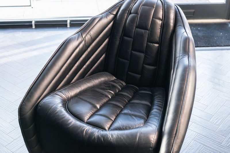 Vintage Motorcar-Inspired Chair in Stealth Black