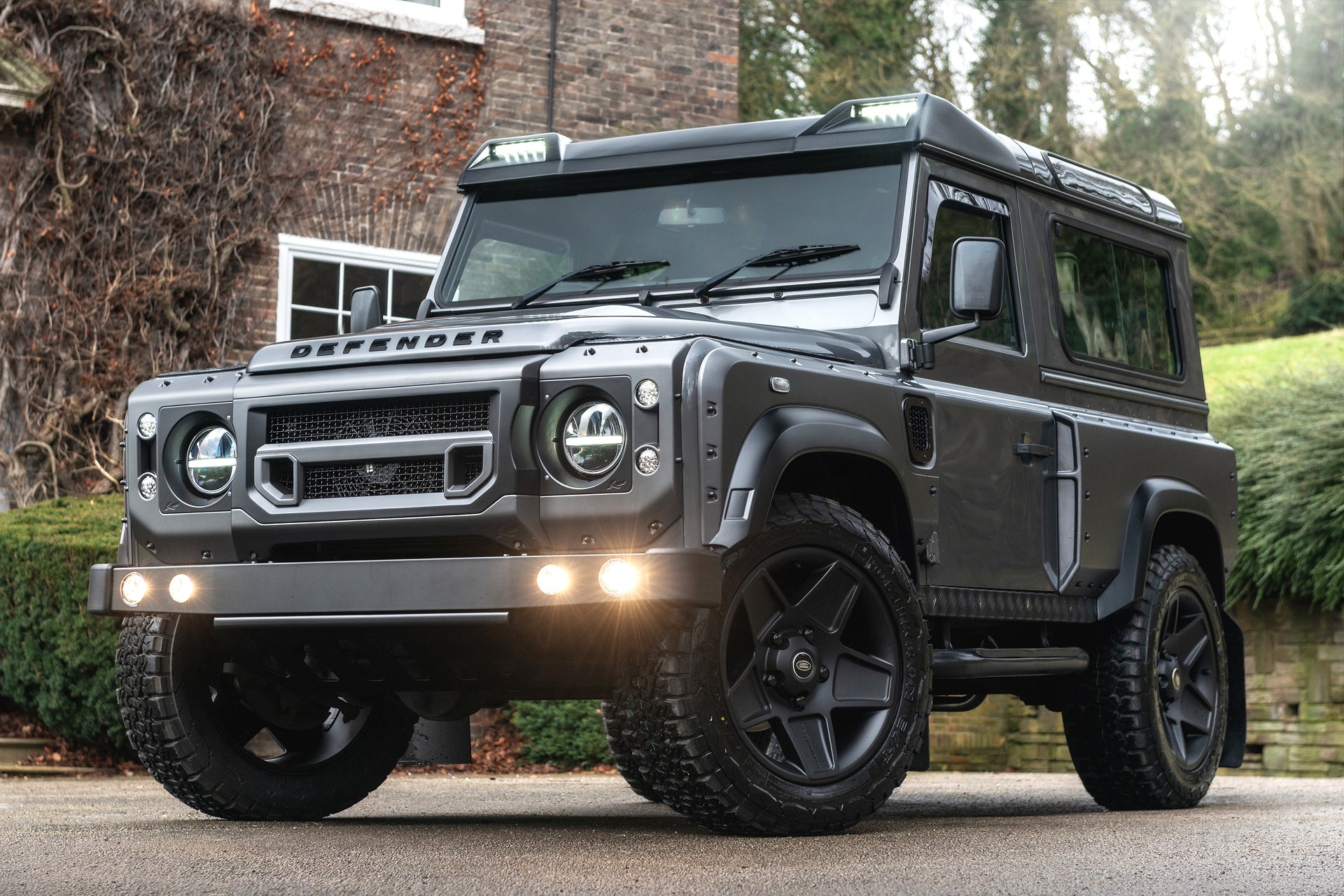 Classic Land Rover Defender 90 Wide Track Conversion - Project Kahn