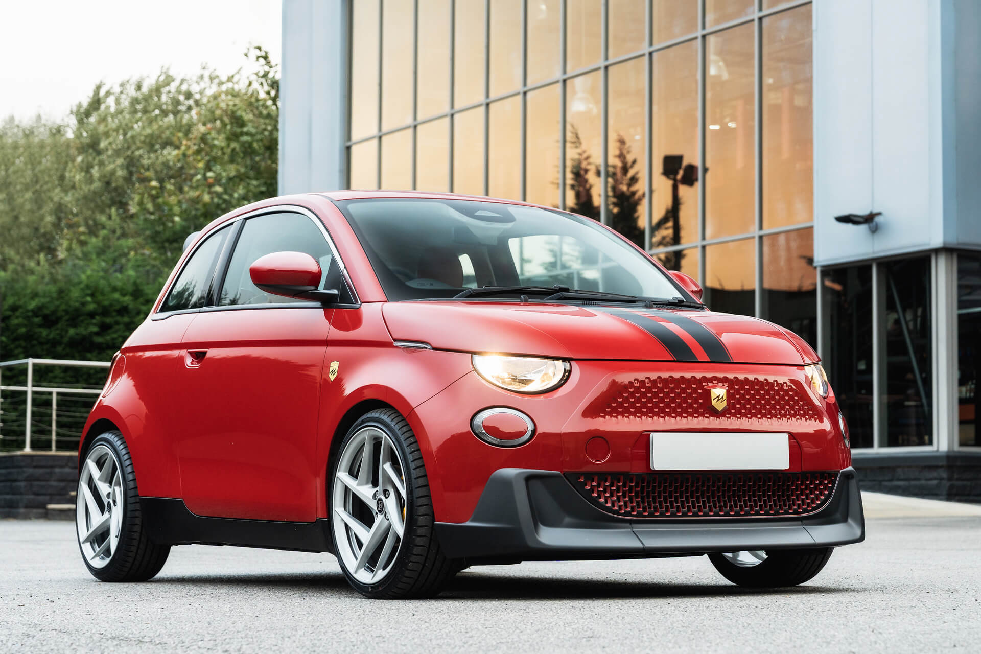 TAILOR MADE: 500E // DESIGNIO 08