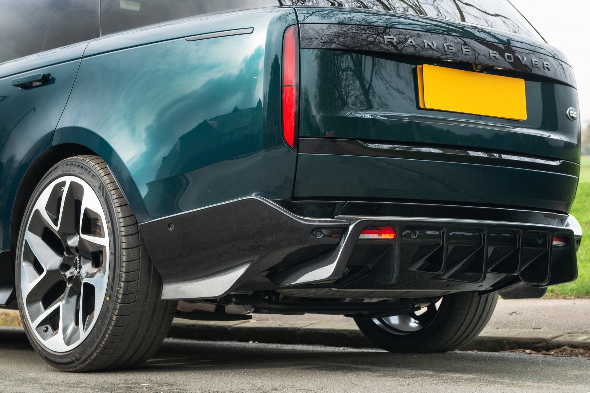 File Land Rover Racing Range Rover LWB Edition By Racing Green Automotive - Project Kahn