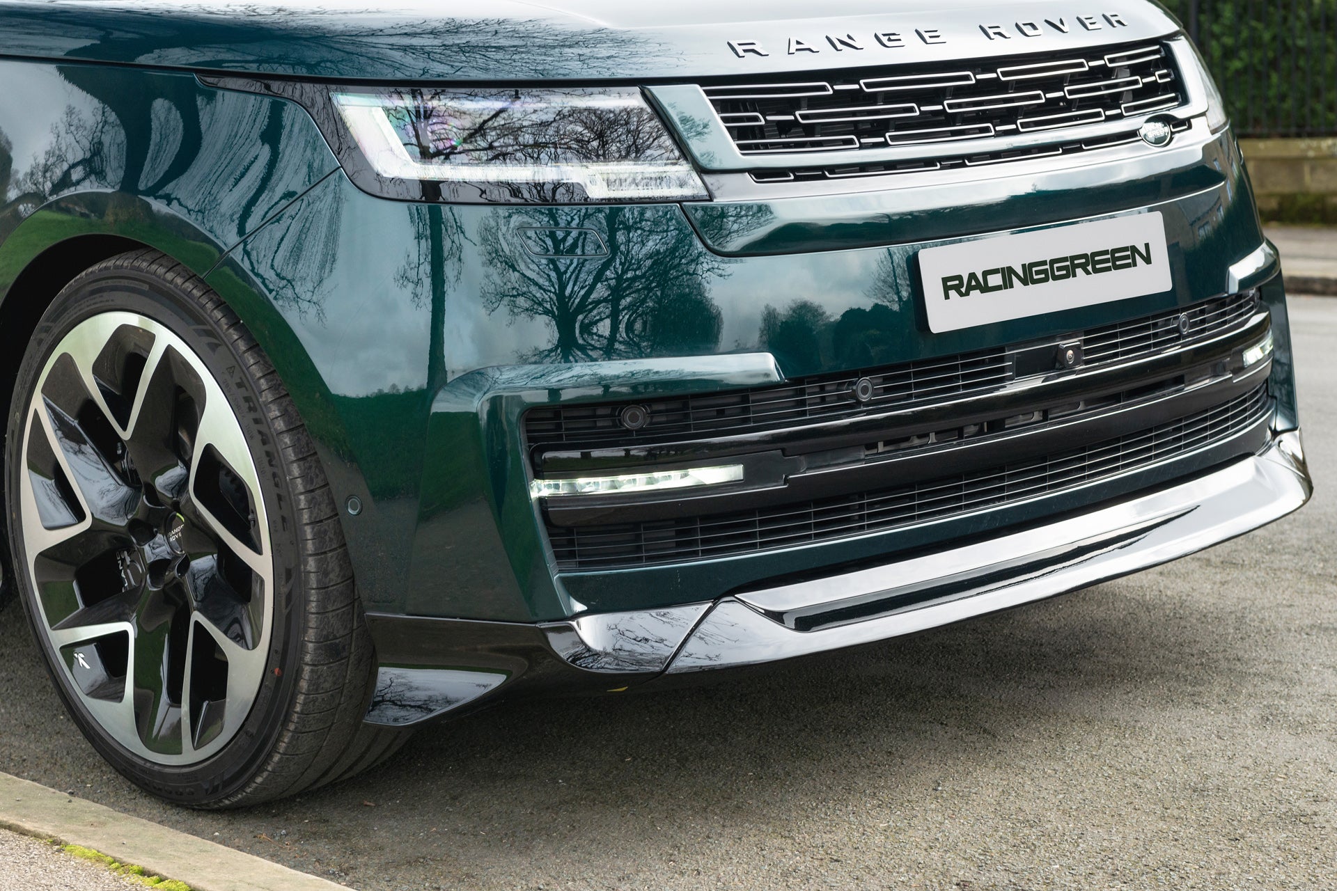 Range Rover LWB Edition By Racing Green Automotive - Project Kahn