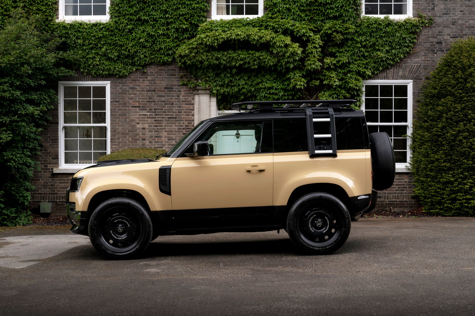 Diffender 90 Project Land Rover Defender 90 - Heritage Remastered - Project Kahn