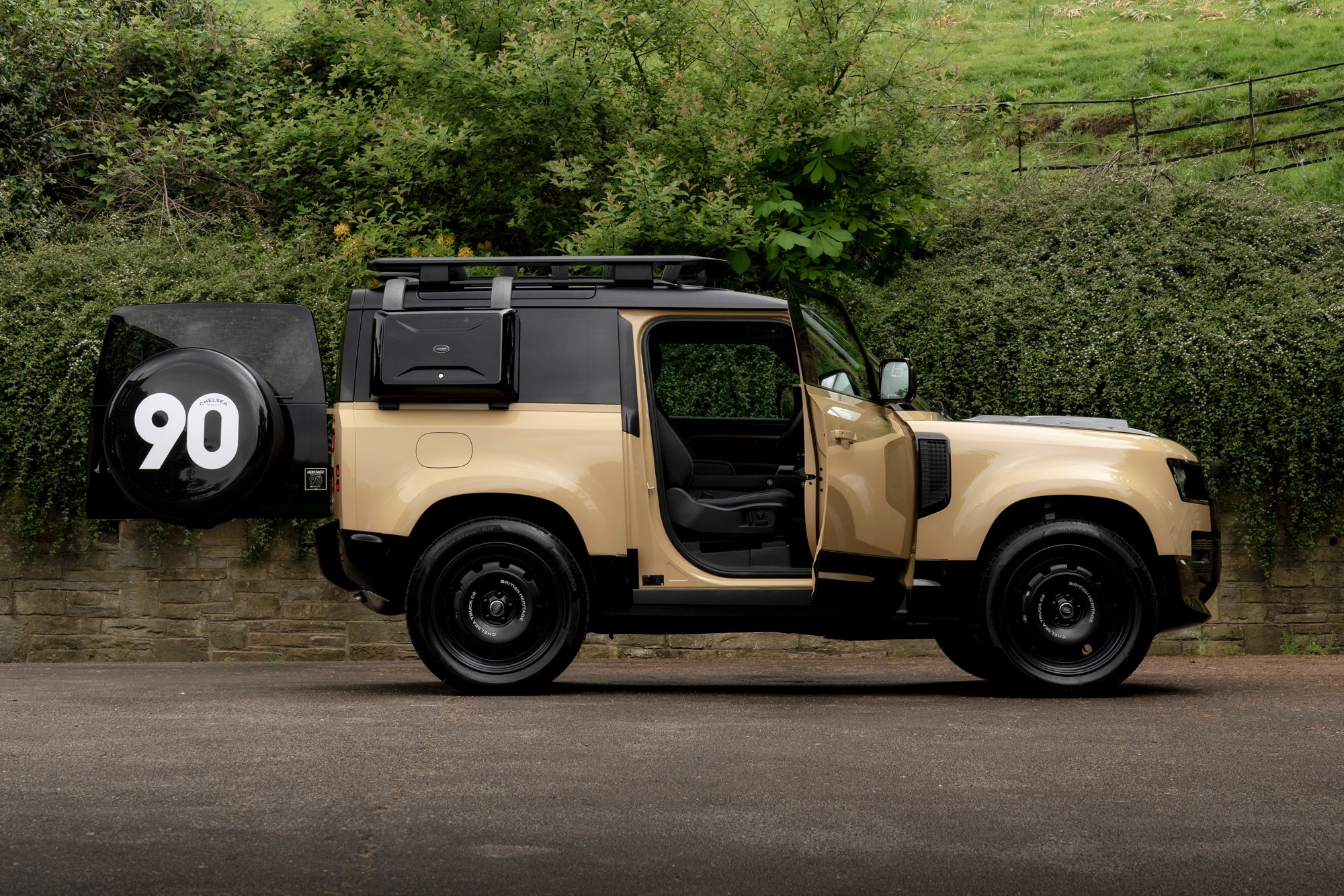 Land Rover Defender (2020 Onwards) Side-mounted Storage Box - Project Kahn