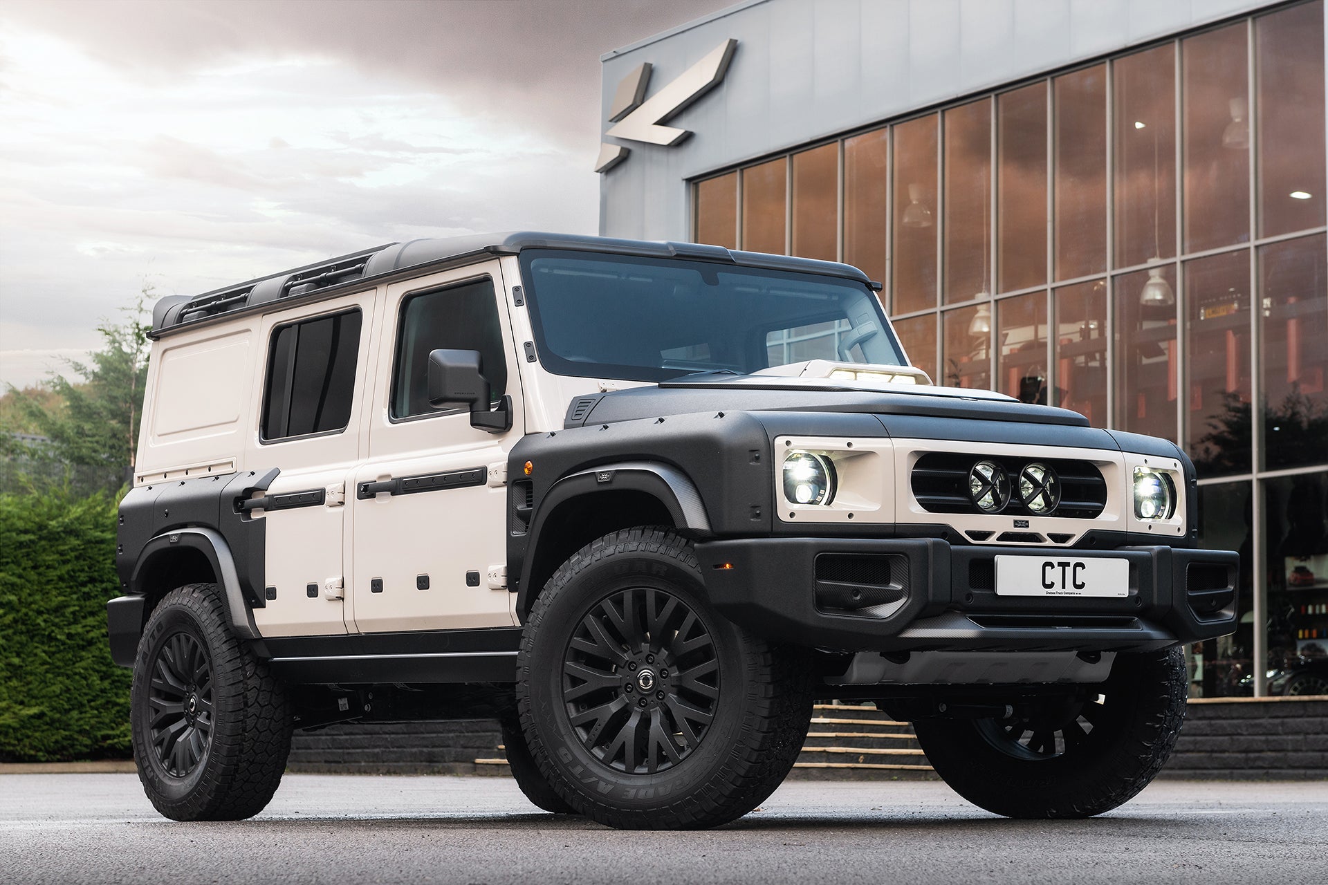 TAILOR-MADE: GRENADIER // Series II EXPEDITION