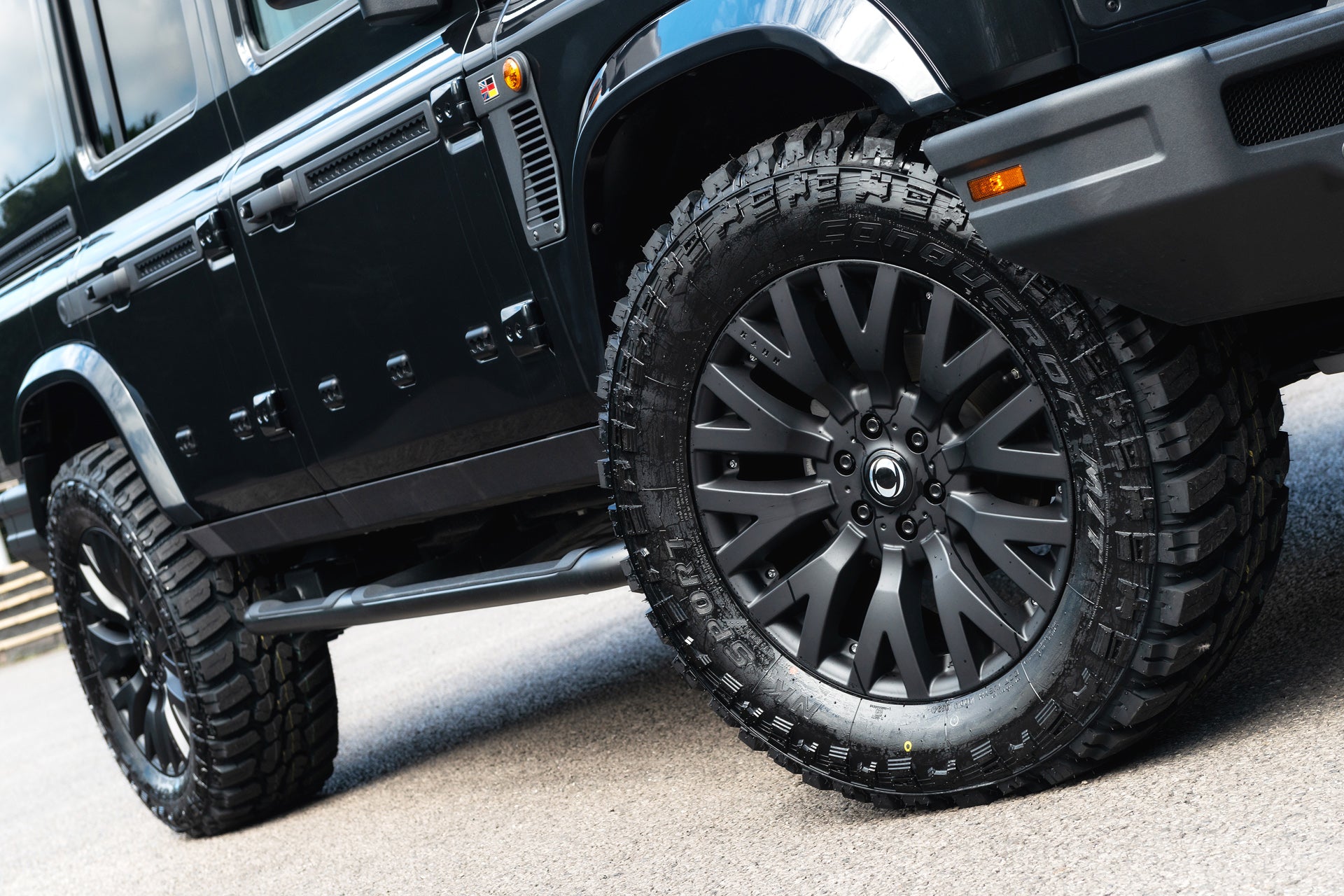 Ineos Grenadier | Alloy Wheels Black G22 | Kahn - Project Kahn