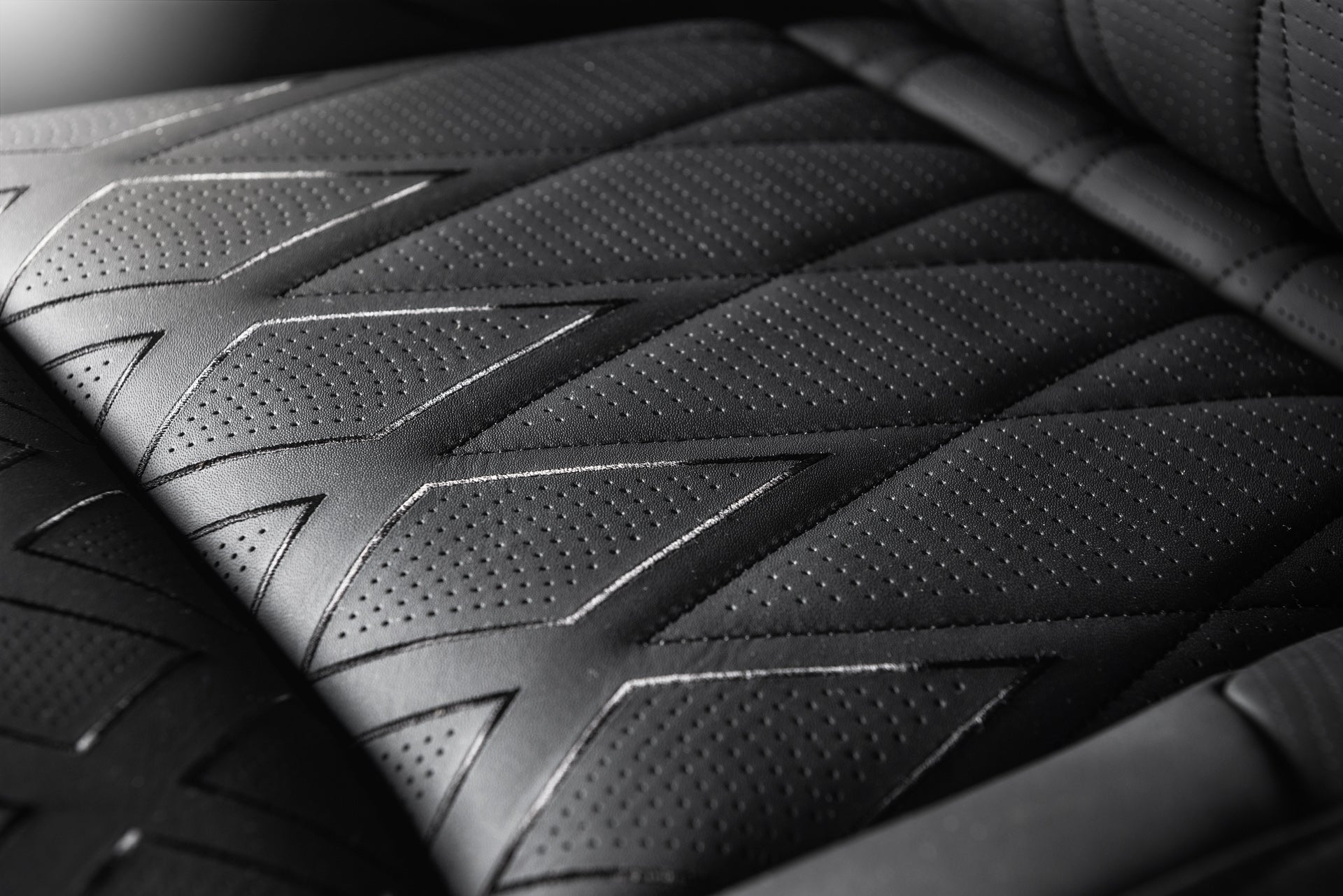 Range Rover Black Nappa Leather Interior - Project Kahn