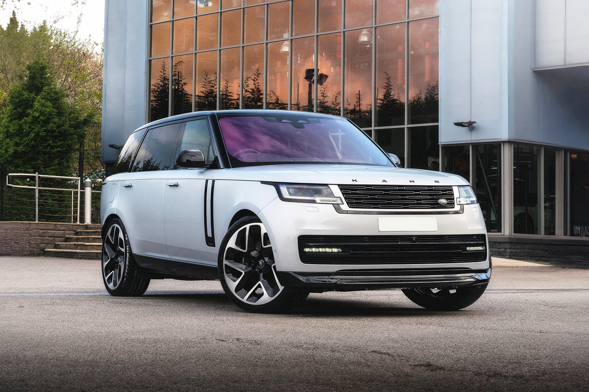 Range Rover Rac!ng Range Rover (2022-Present) Redefined Body kit | Racing Green - Project Kahn