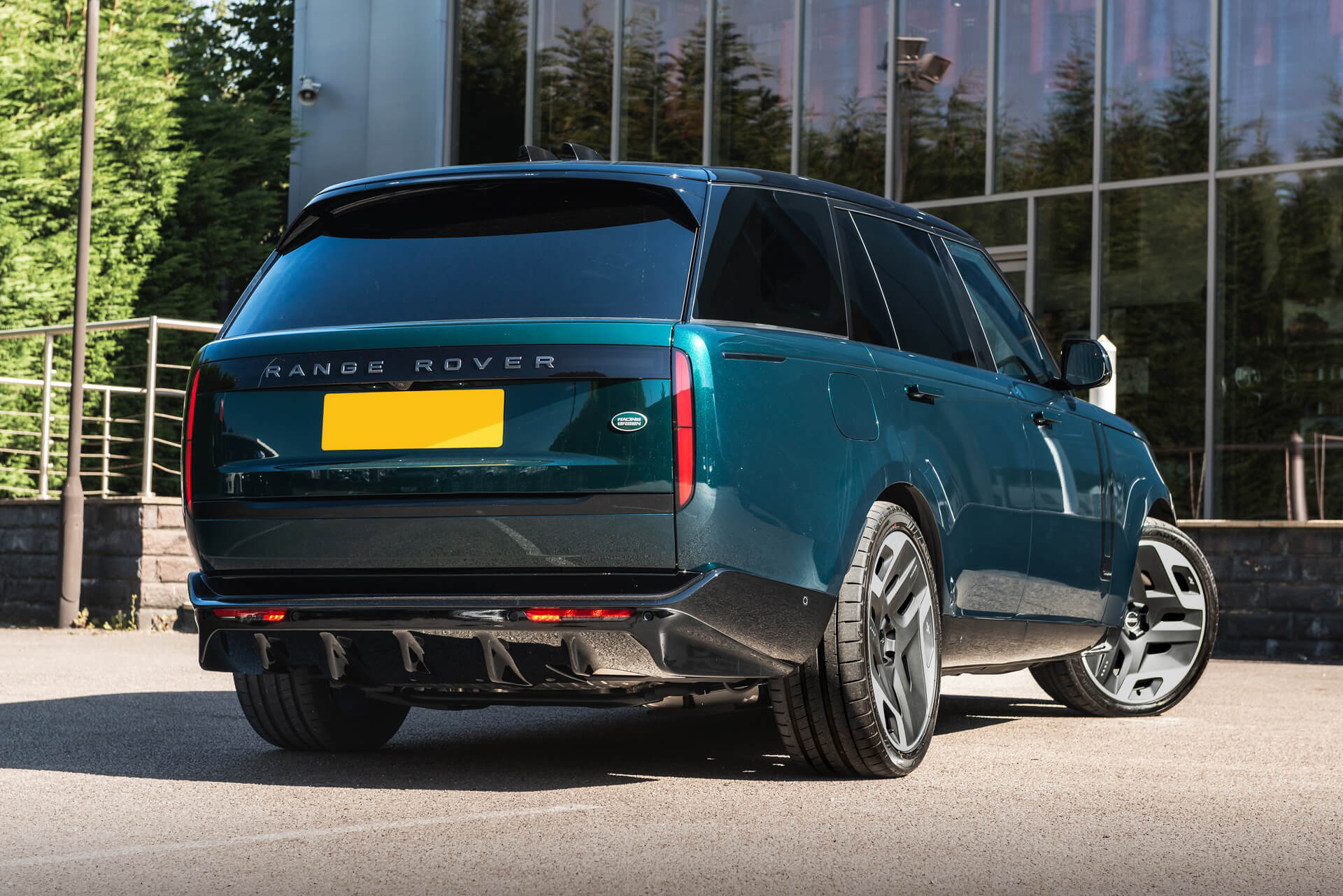 Range Rover (2022-Present) Redefined Body kit | Racing Green - Project Kahn