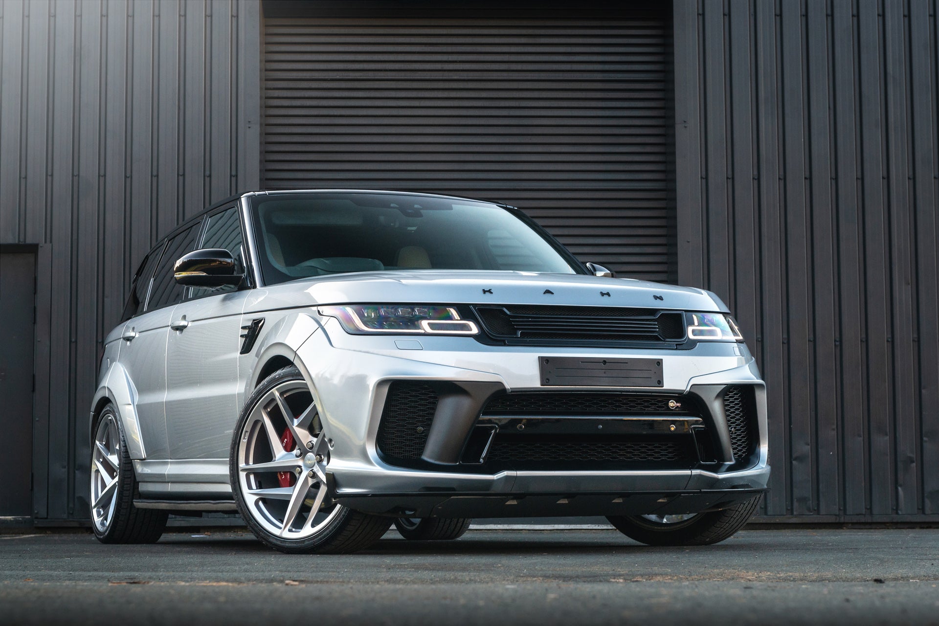 Range Rover Sport SVR Pace car - Silver Exterior - Project Kahn