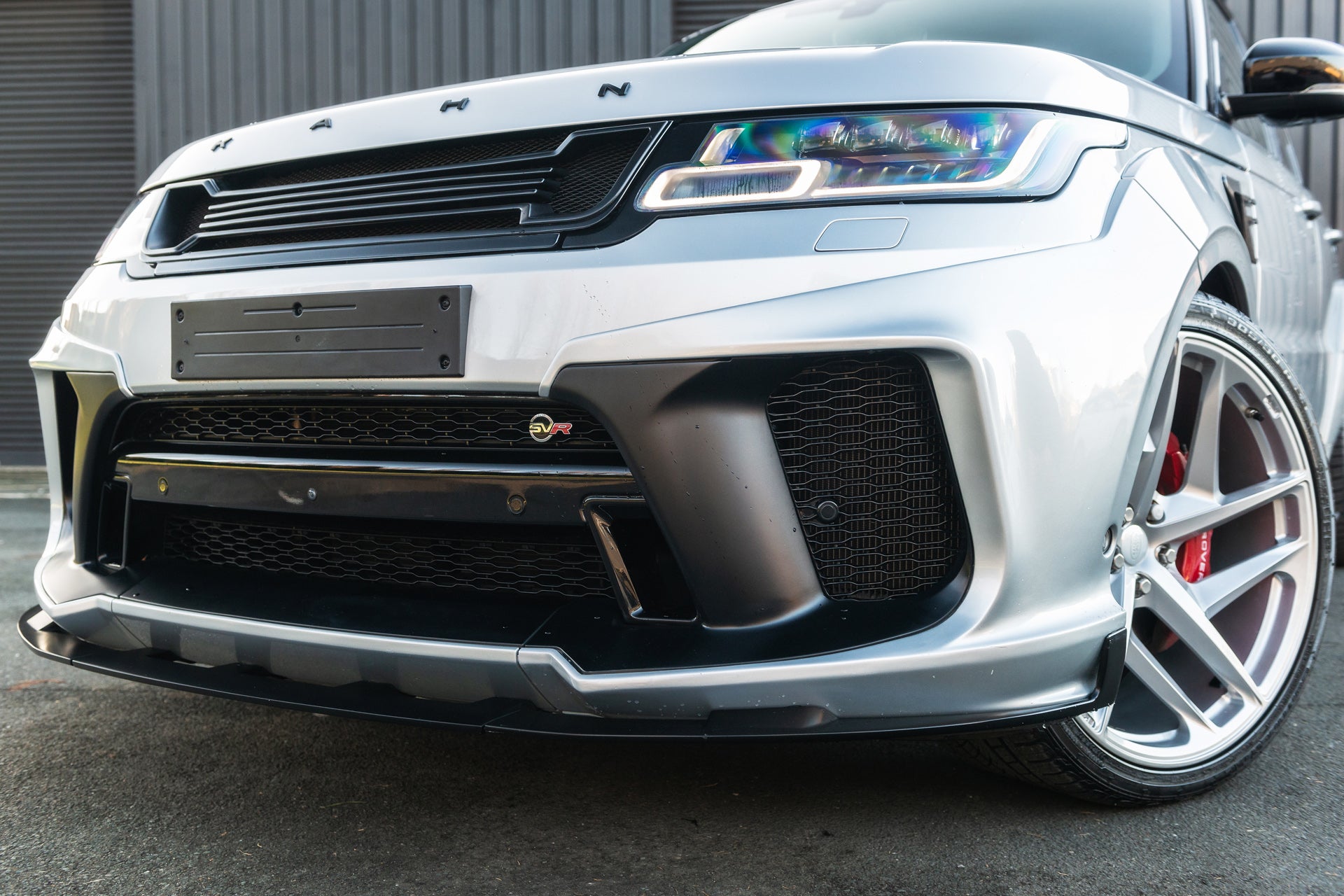 Range Rover Sport SVR Pace car - Silver Exterior - Project Kahn