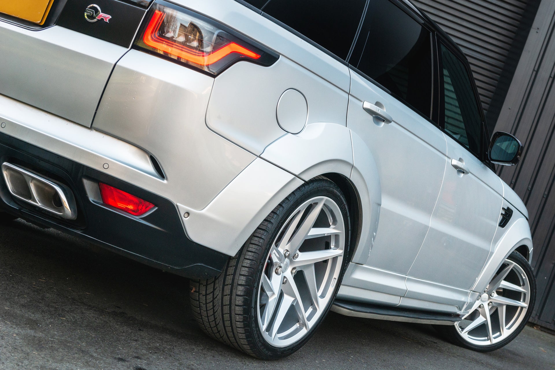 Range Rover Sport SVR Pace car - Silver Exterior - Project Kahn