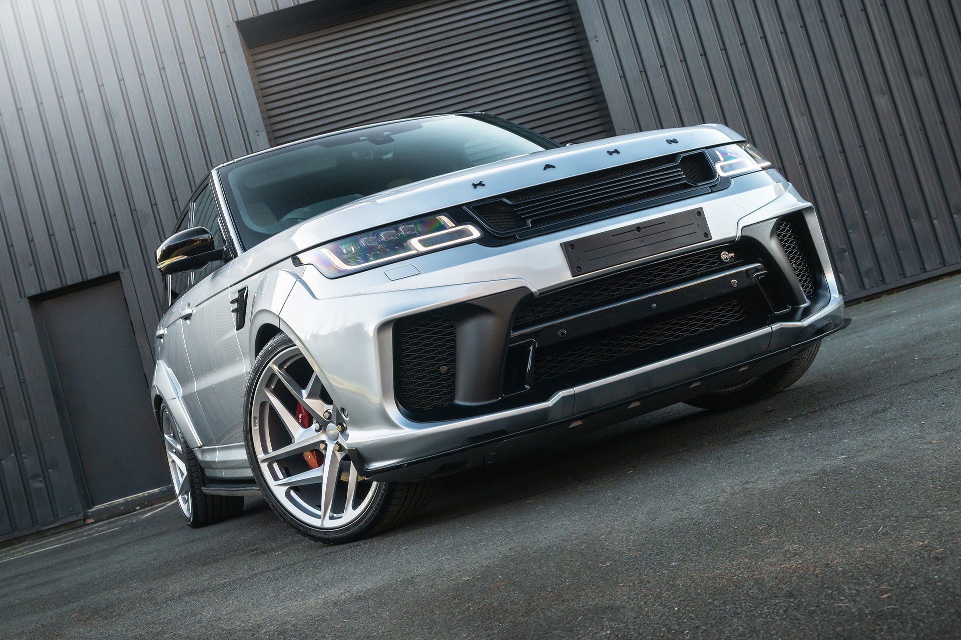 Range Rover Sport SVR Pace car - Silver Exterior - Project Kahn