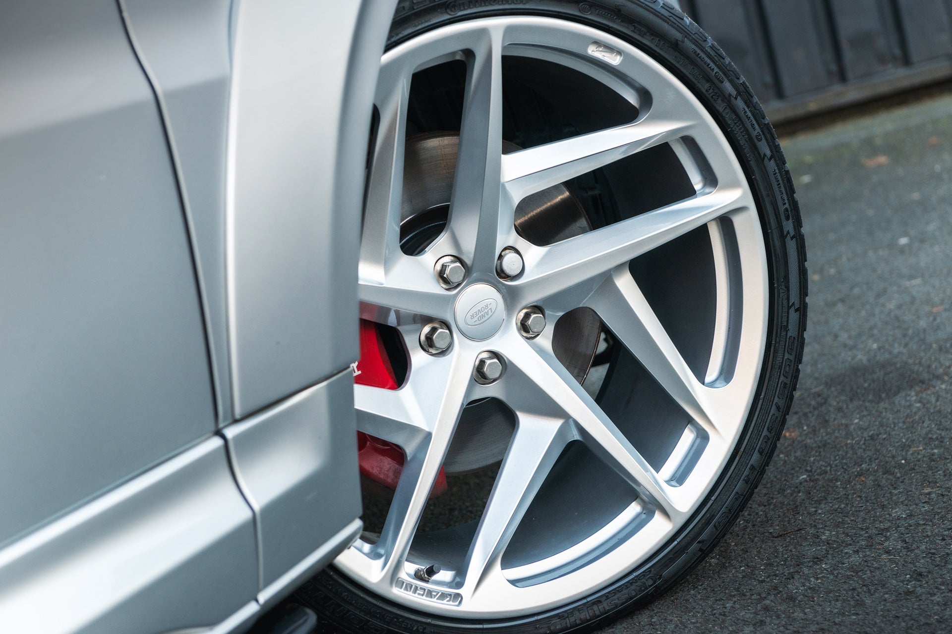 Range Rover Sport SVR Pace car - Silver Exterior - Project Kahn