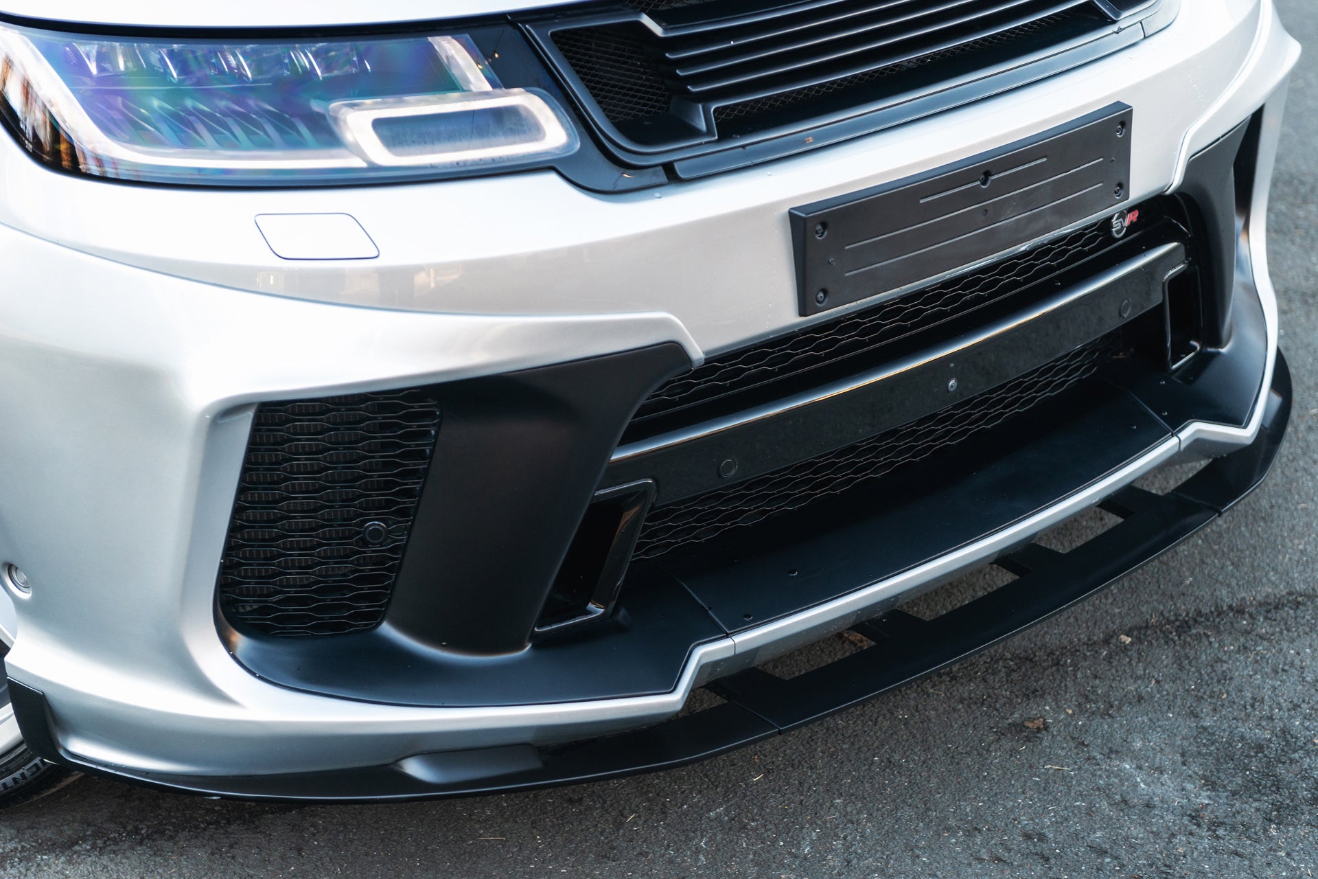 Range Rover Sport SVR Pace car - Silver Exterior - Project Kahn