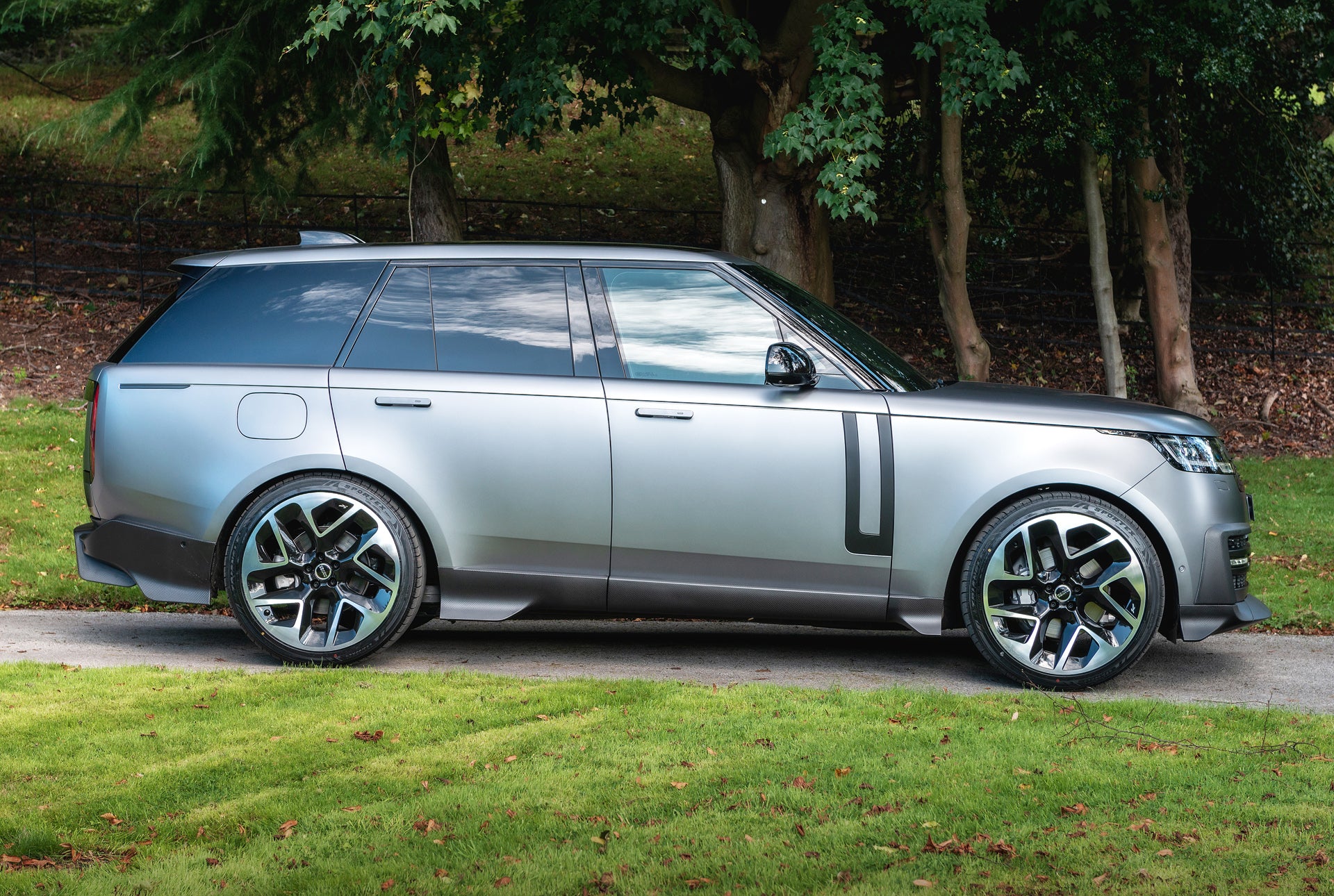 Range Rover Fintail Edition - Project Kahn