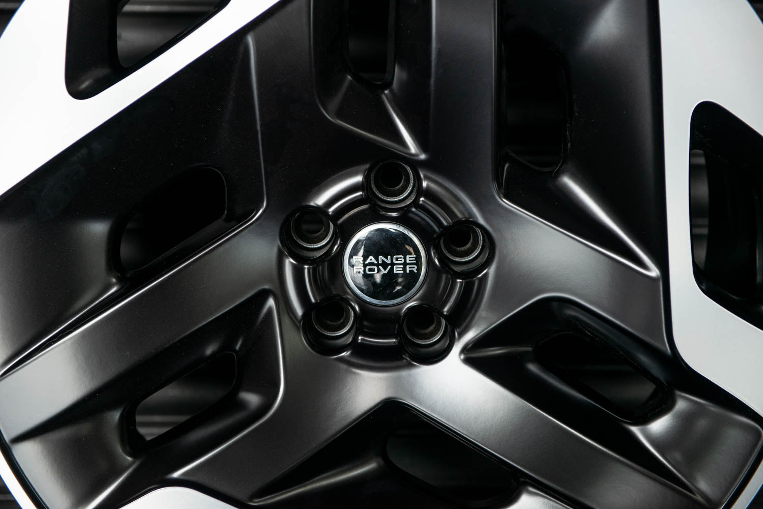 Range Rover Sport Alloy Wheels | 23