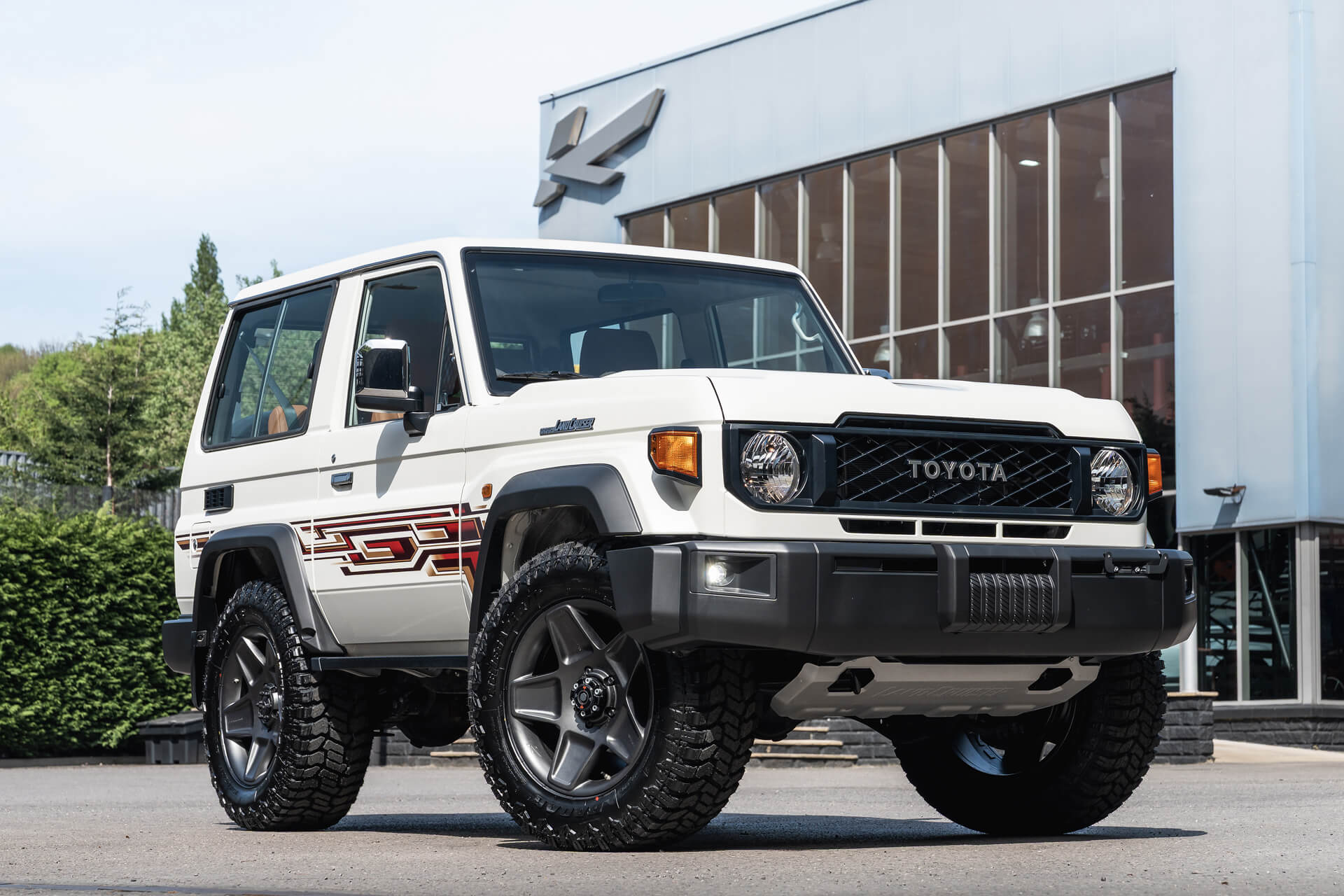 Toyota Land Cruiser 70 Series - Project Kahn