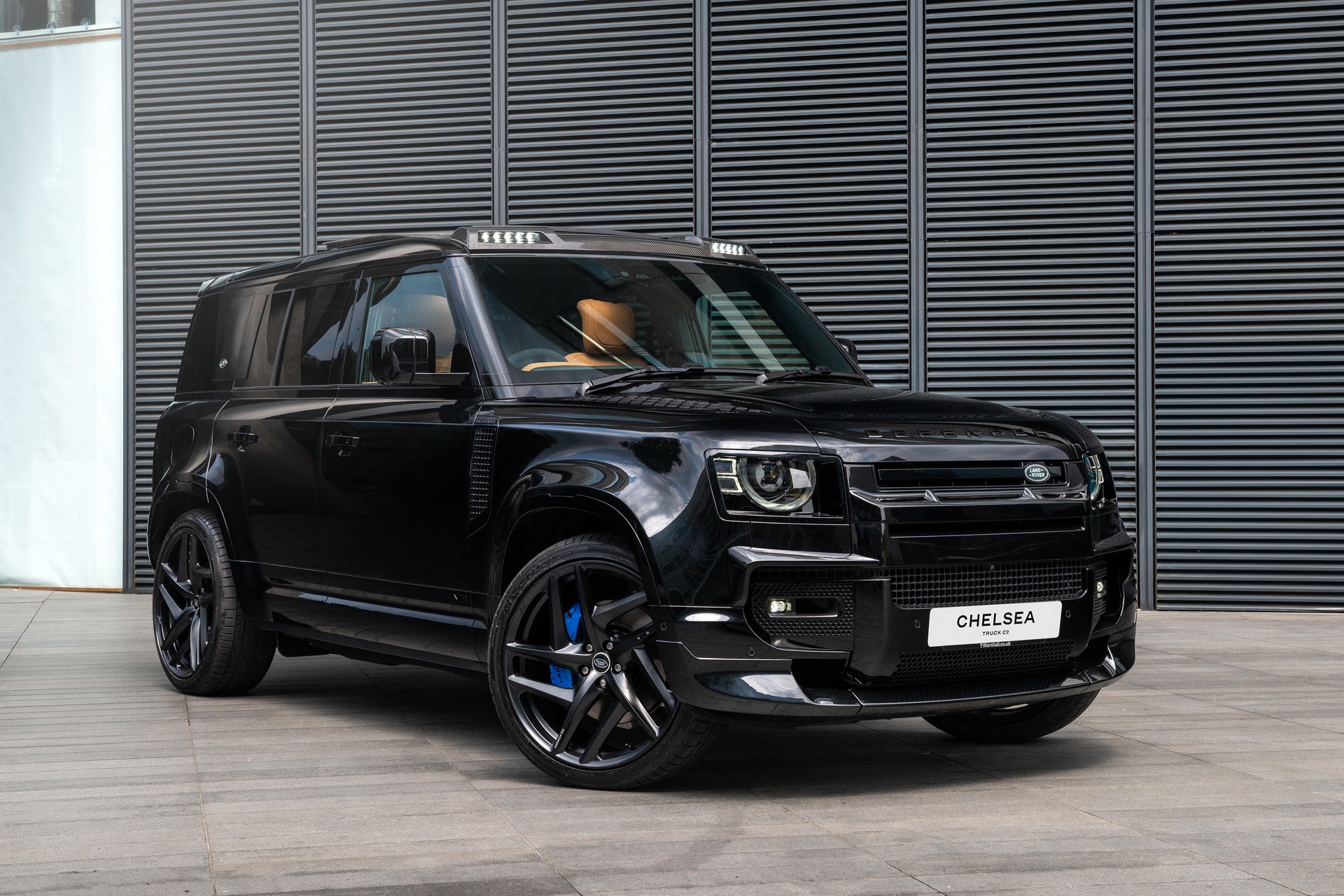 Land Rover Defender 110 V8 - Project Kahn