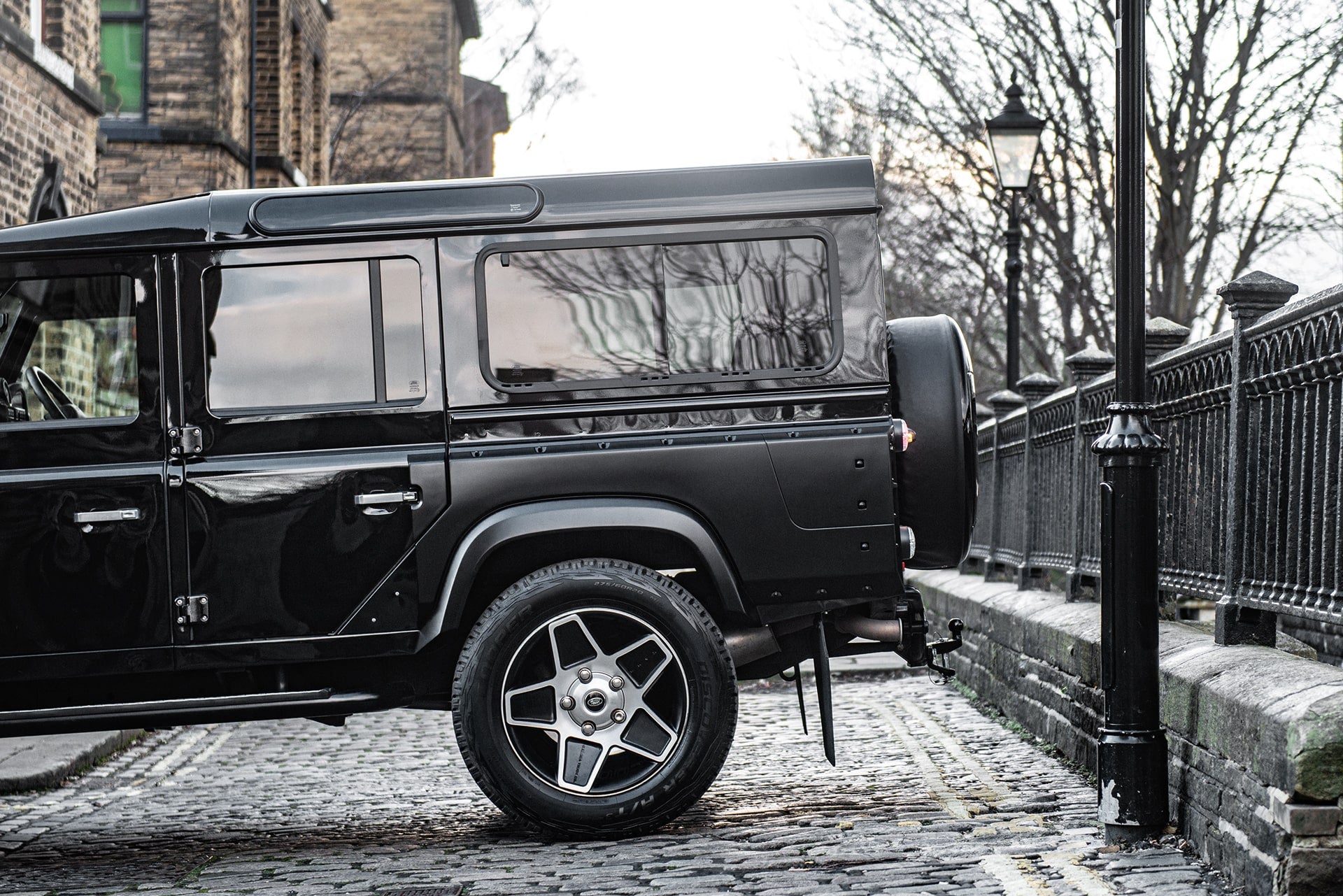 Defender 110 Kit Land Rover Defender 110 | Wide Track Body Kit | Project Kahn