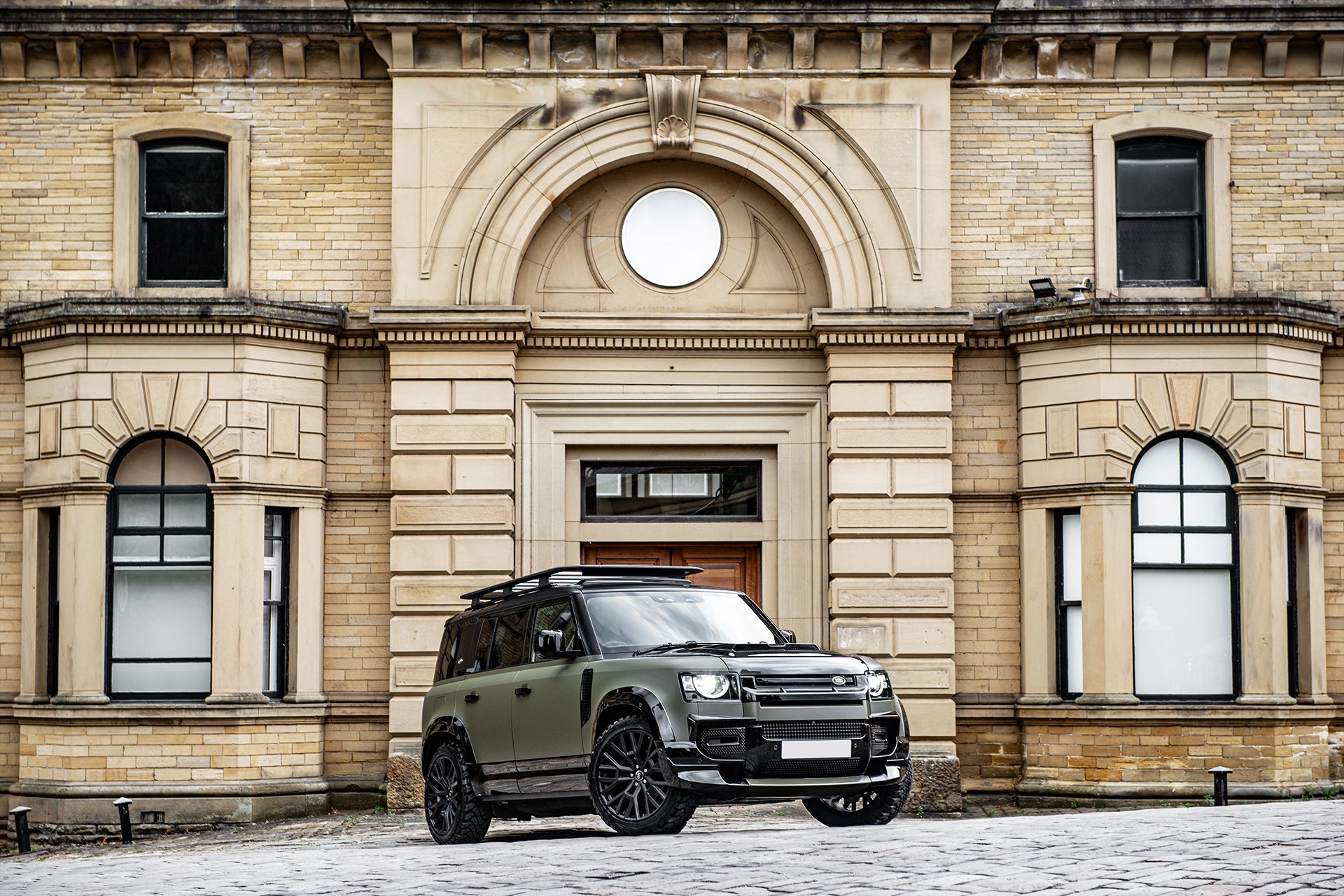 Land Rover Defender (2020 Onwards) Exposed Carbon Vented Bonnet ...