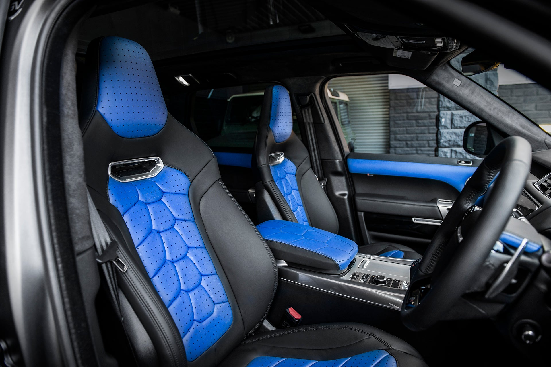 Range Rover Sport SVR Leather Interior