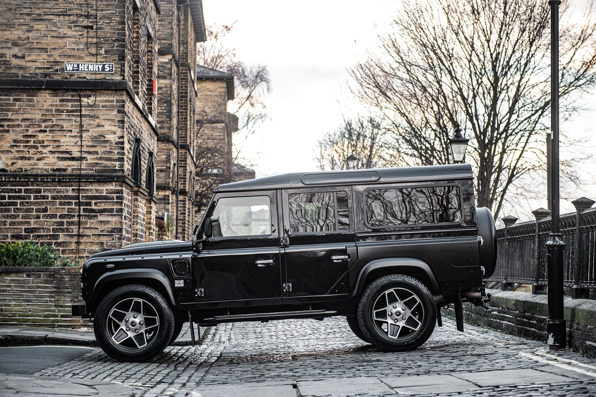 Defender 110 Kit Land Rover Defender 110 | Wide Track Body Kit | Project Kahn