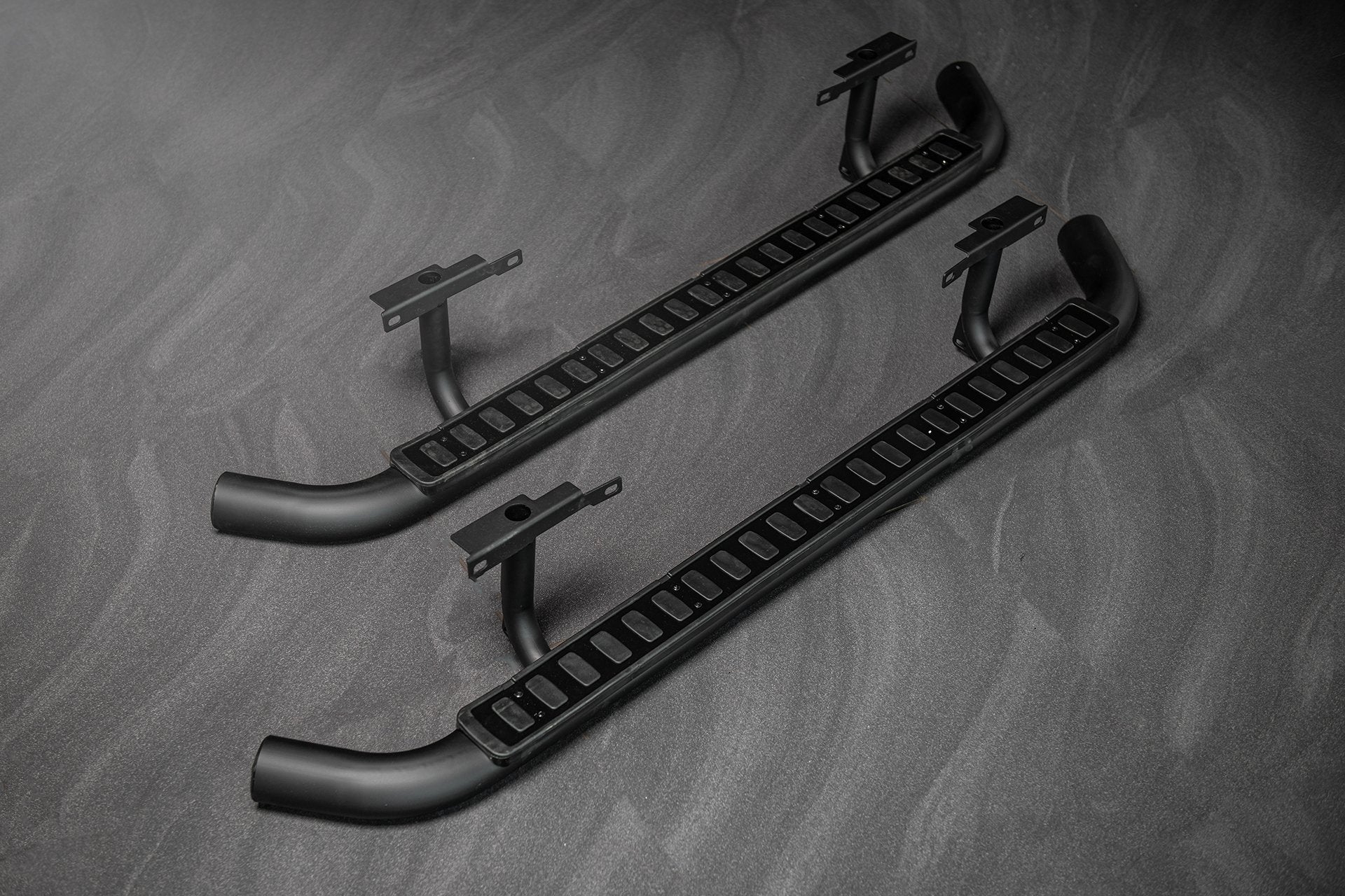 Land Rover Defender 110 (1991-2016) Side Steps | Kahn - Project Kahn