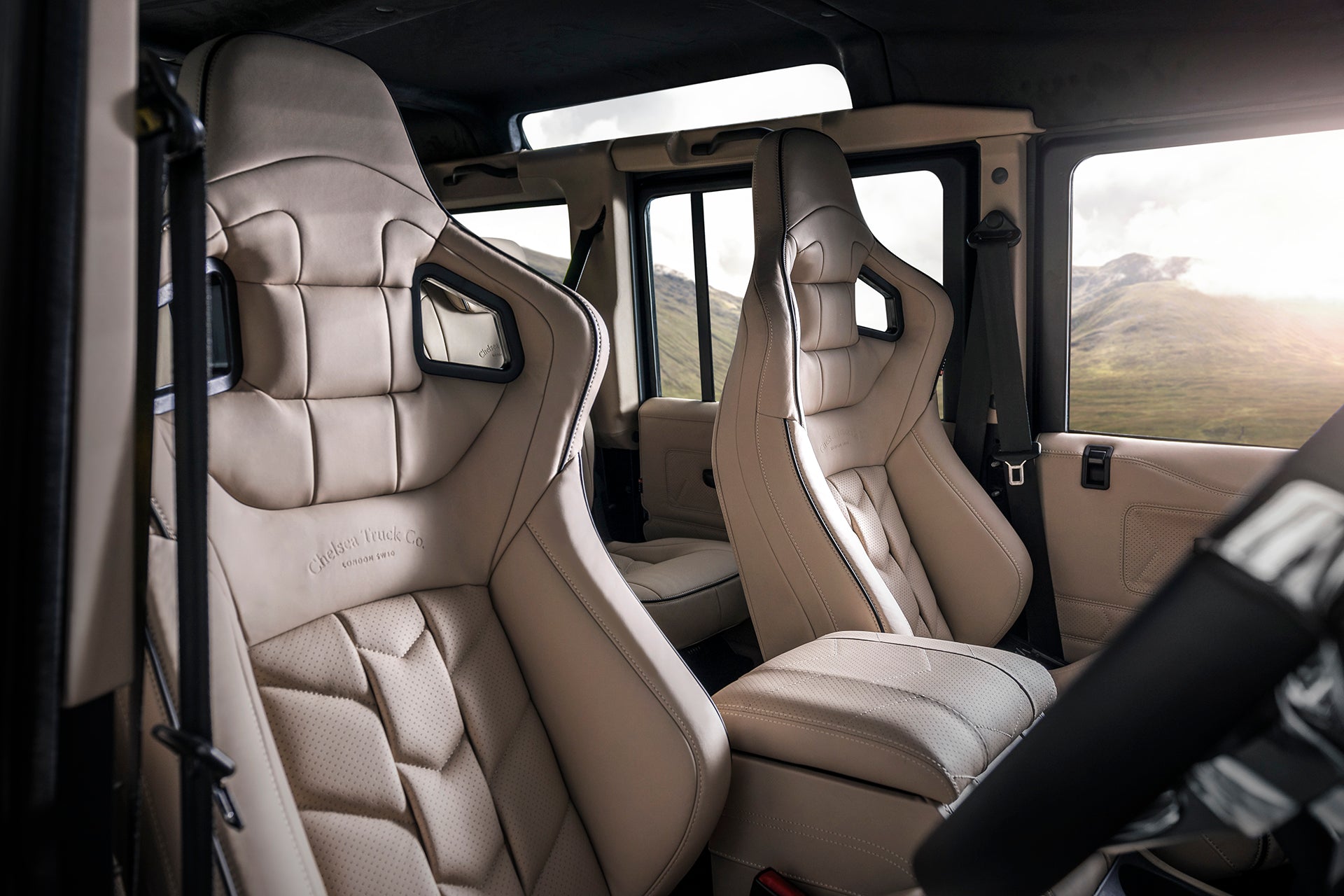 Classic Land Rover Defender 110 Leather Interior - Cream Edition