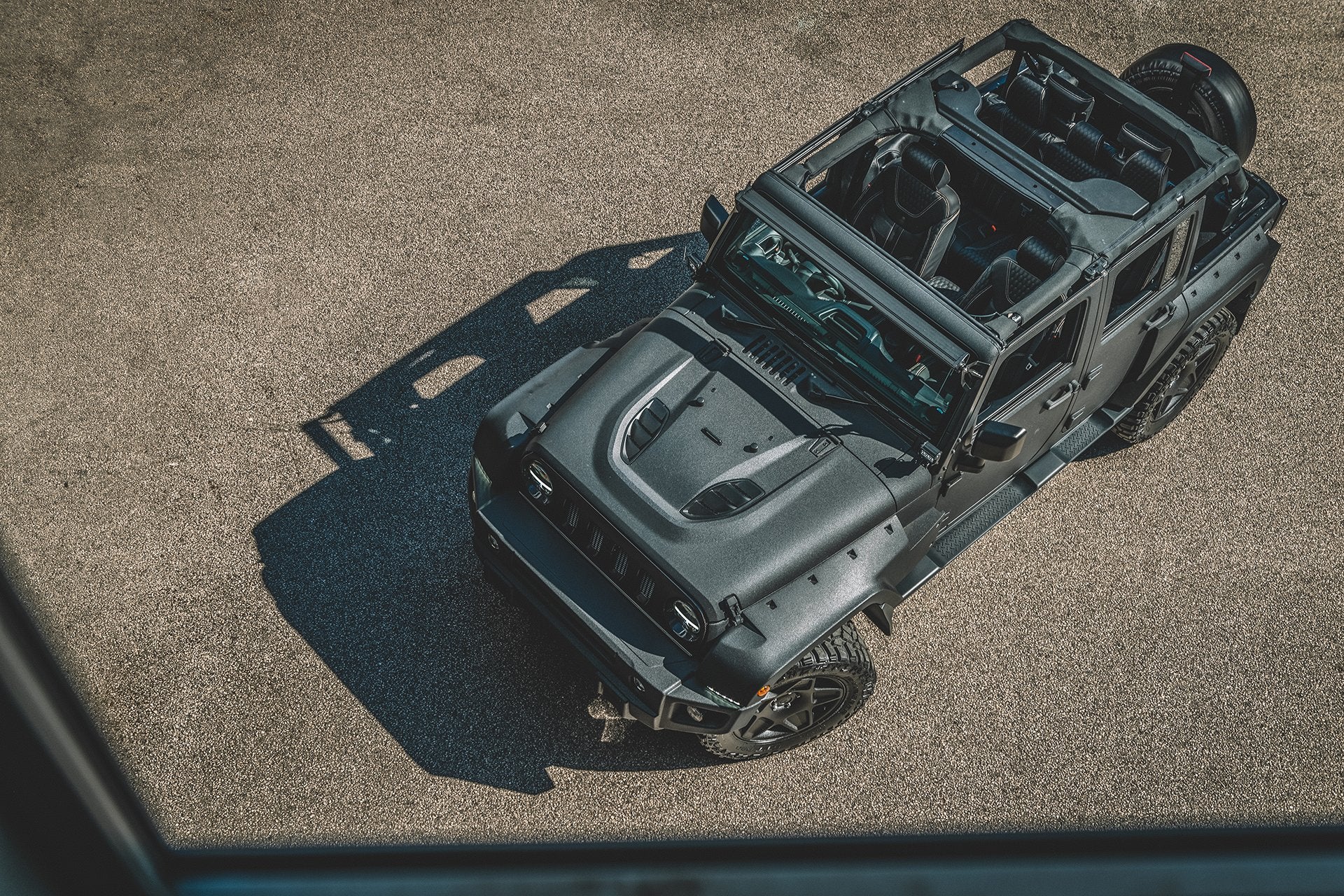 Jeep Wrangler JK 4 Door Black Hawk Expedition 7 Seater – Chelsea