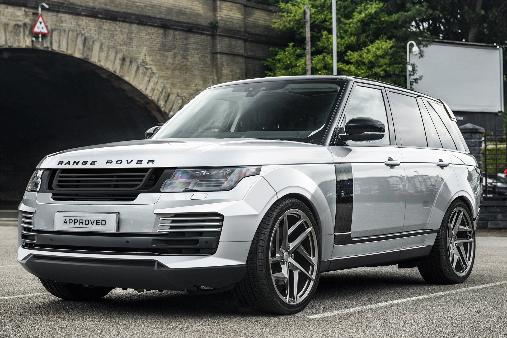 Range Rover Golf Cart