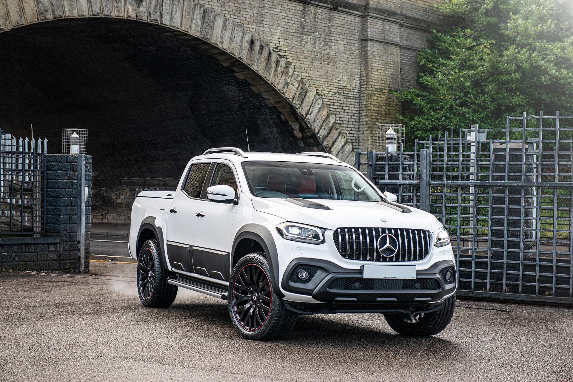 Modified X Class Mercedes X-Class | Bodygaurd Kit | Project Kahn
