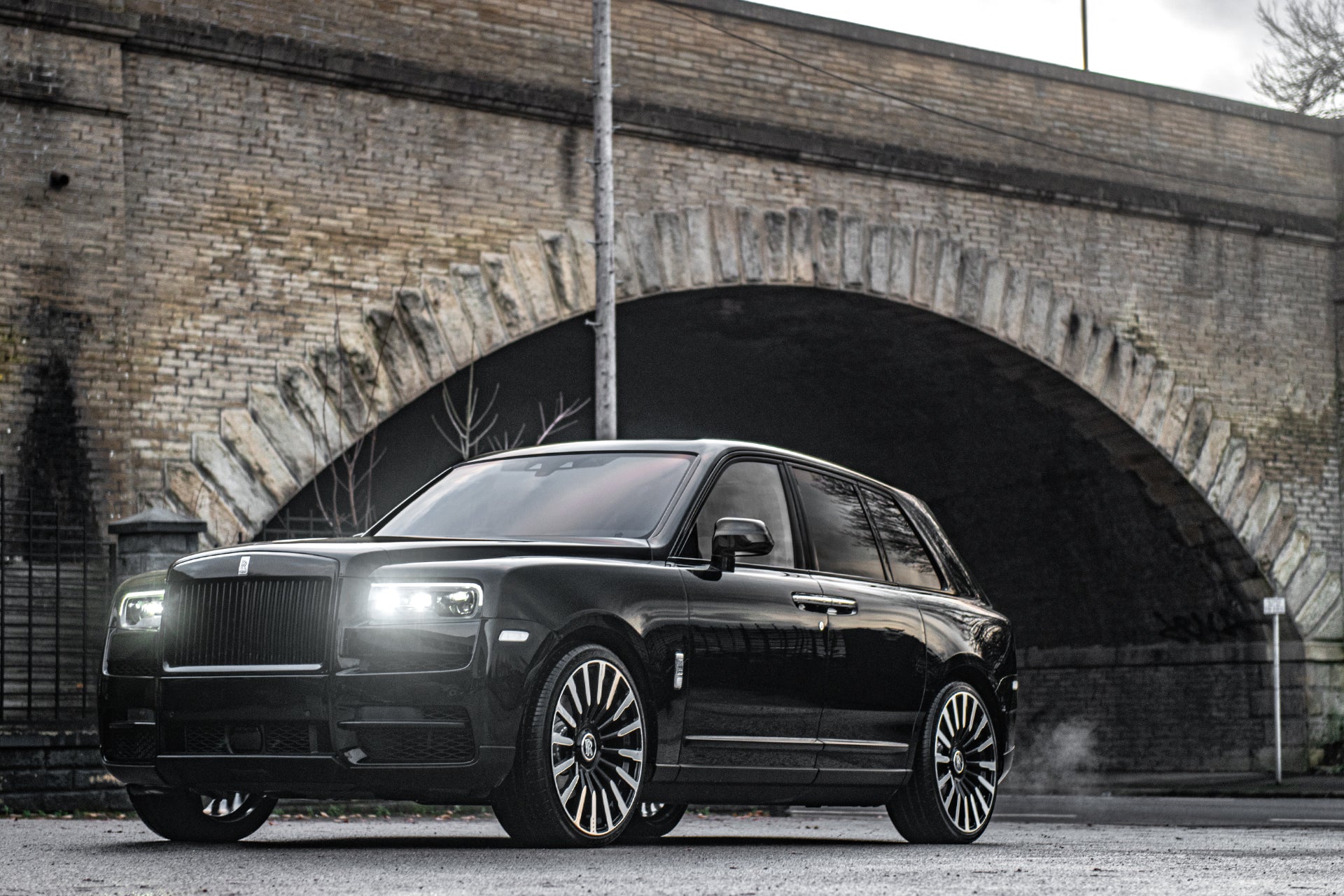 Rolls Royce Cullinan with Monoblock Forged Type 61 Wheels