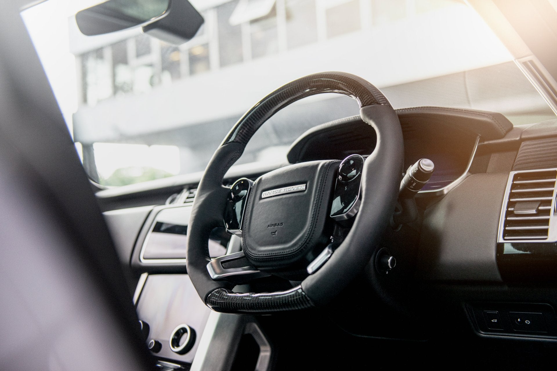 Range Rover (2018-Present) Exposed Carbon Steering Wheel - Project Kahn