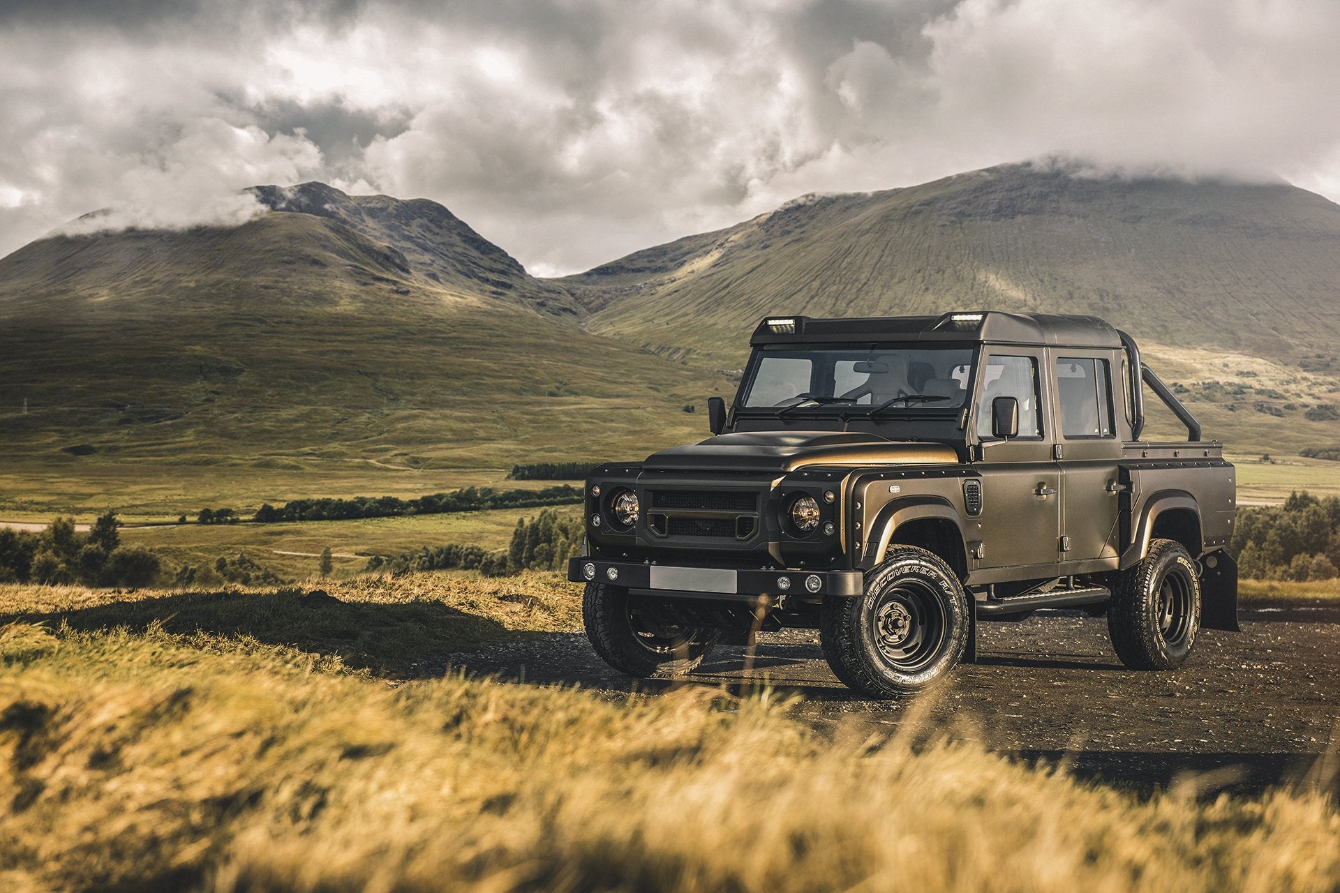 Classic Land Rover Defender 110 Pickup