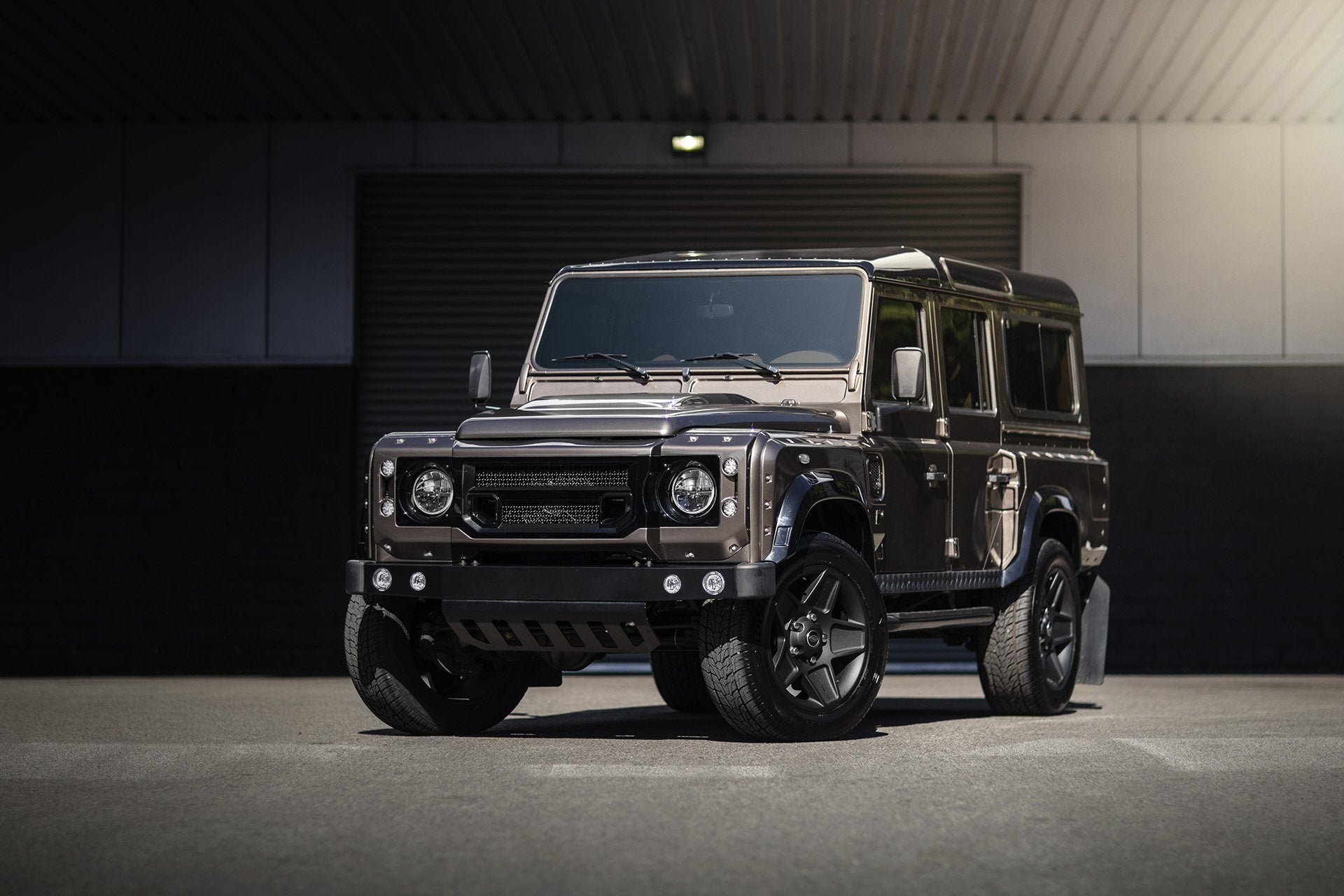 Defender 110 Kit Land Rover Defender 110 | Wide Track Body Kit | Project Kahn