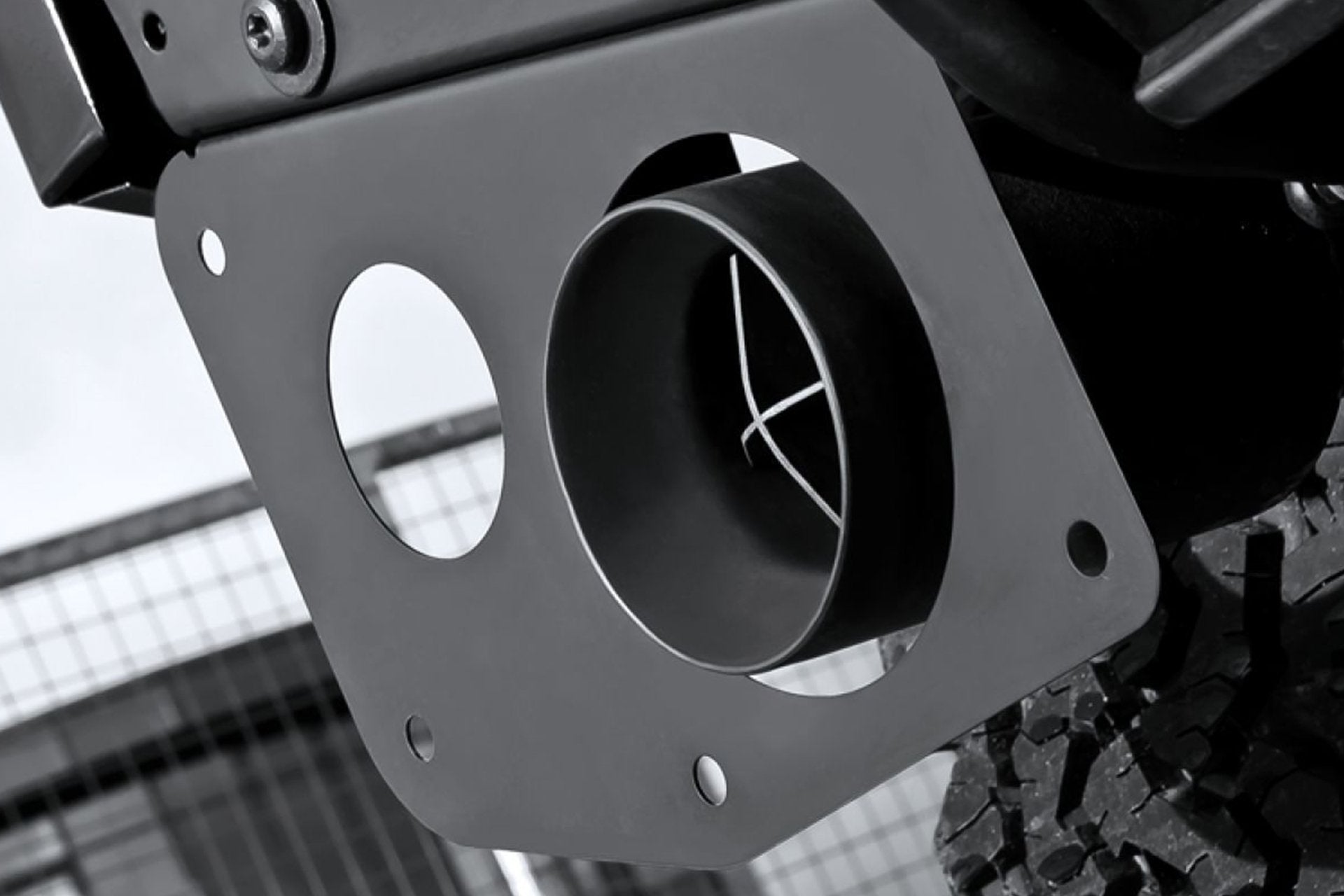 Close Up Shot Of The Land Rover Defender 110 (1991-2016) Crosshair Exhaust System