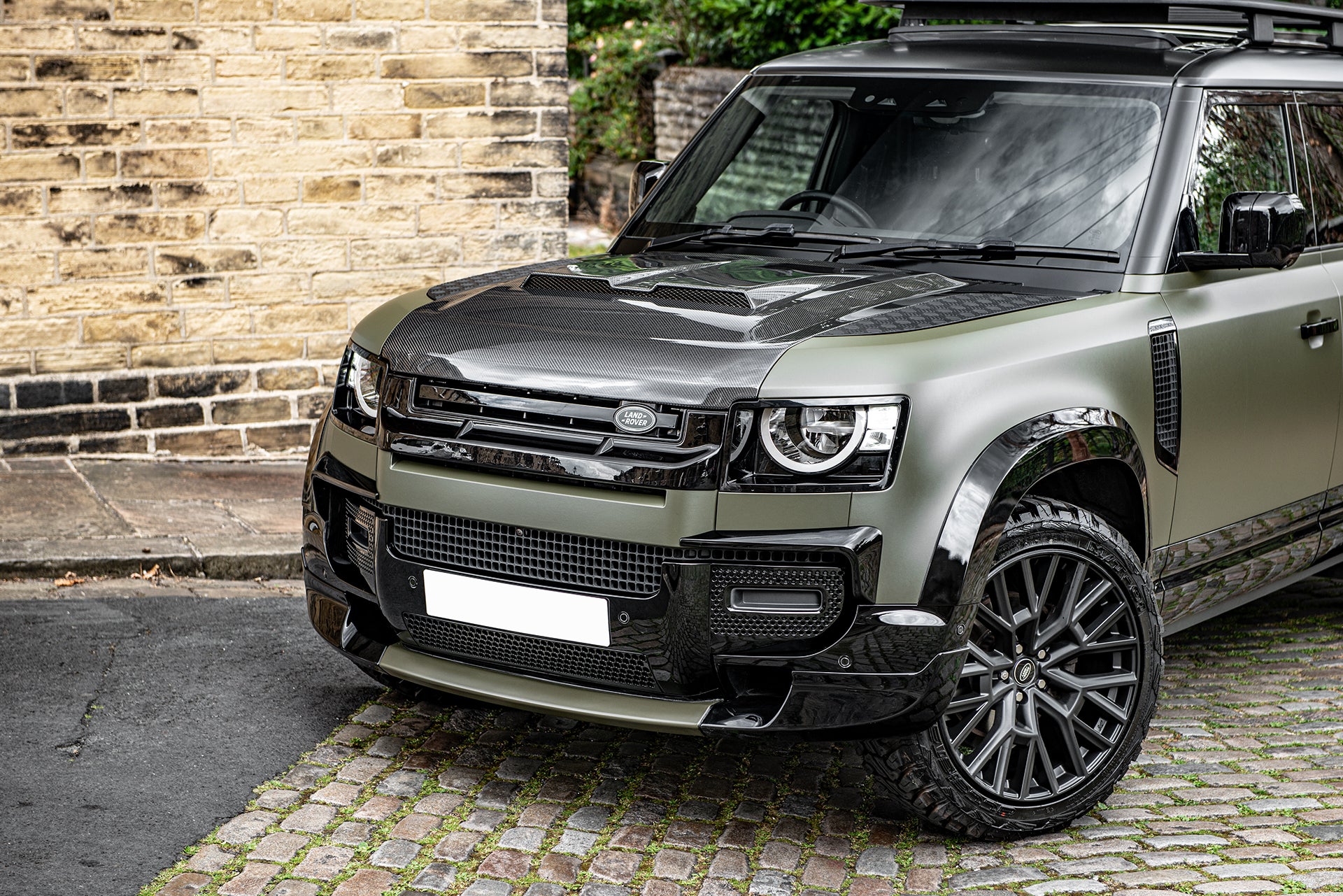 Land Rover Defender (2020 Onwards) Exposed Carbon Vented Bonnet ...