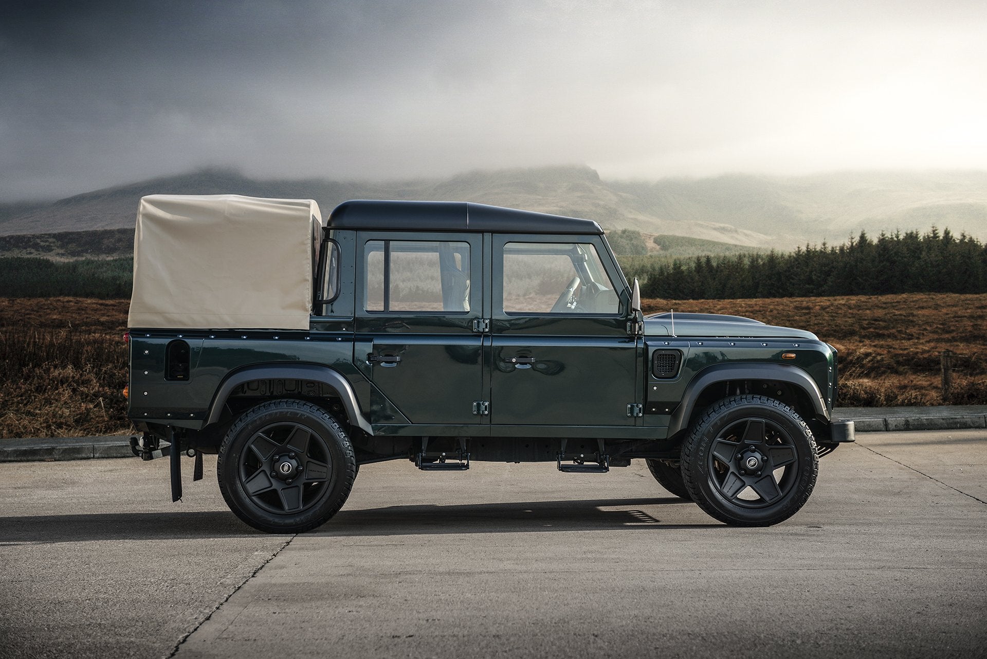 Defender 110 Kit Land Rover Defender 110 | Wide Track Body Kit | Project Kahn
