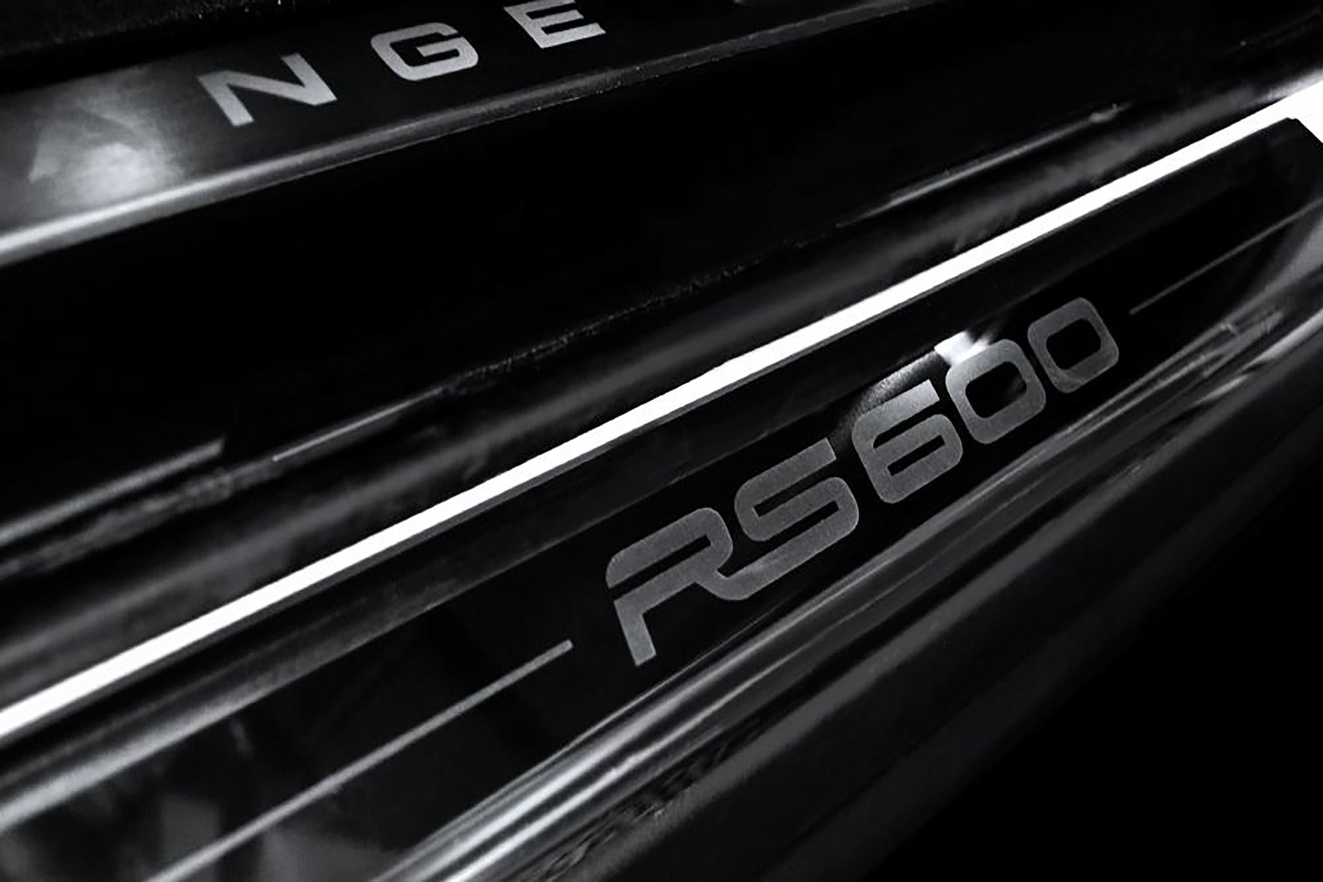 Range Rover Sport (2005-2013) Rs600 Door Entry Sill Plates