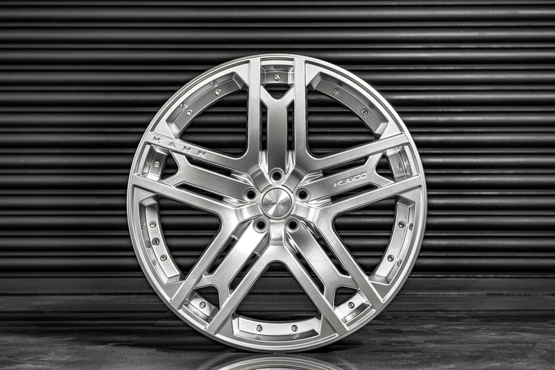 Top Angle Of Mercedes Light Alloy Wheels