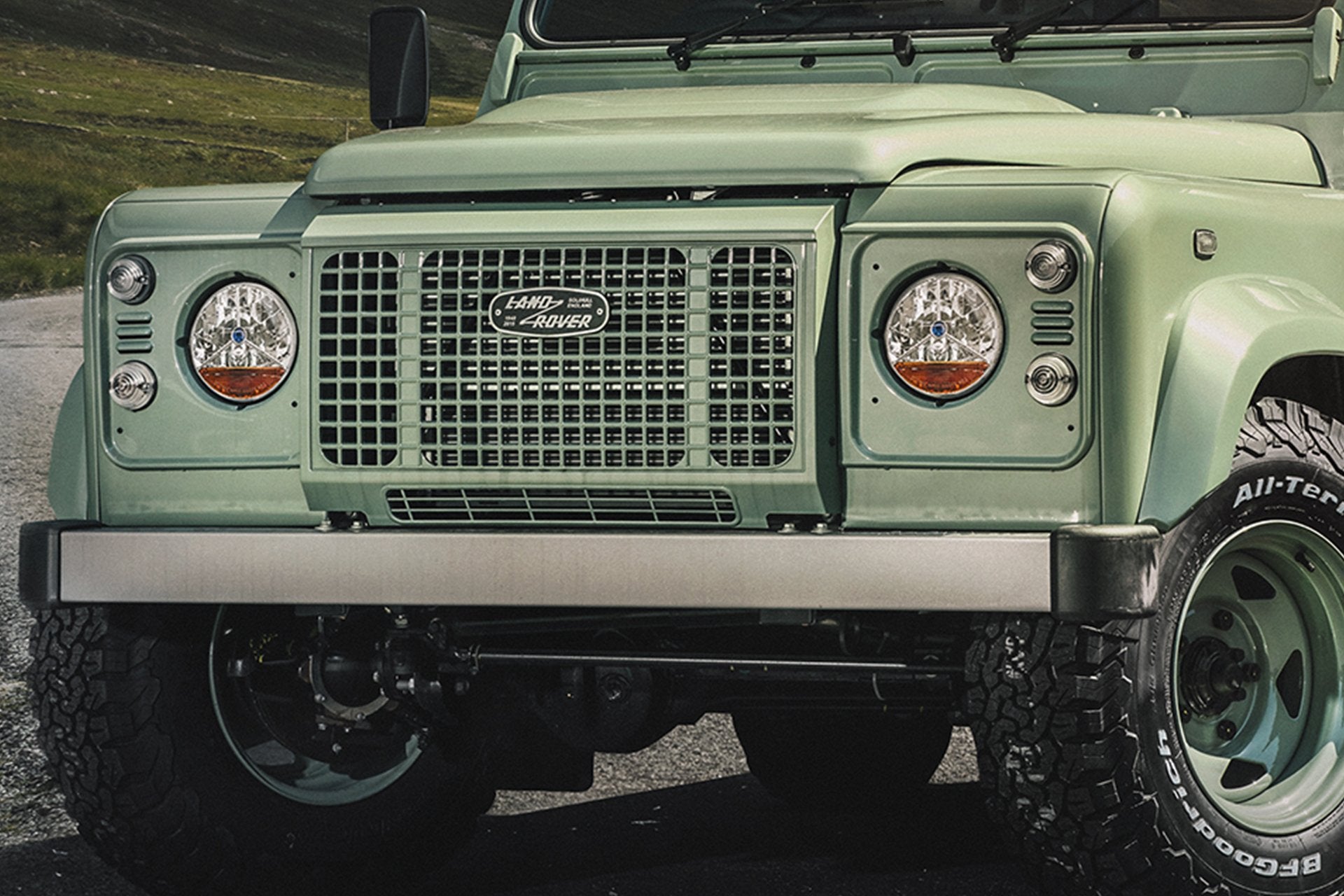 Land Rover Defender 110 (1991-2016) Heritage Style Front Grille by Chelsea Truck Company - Image 1011