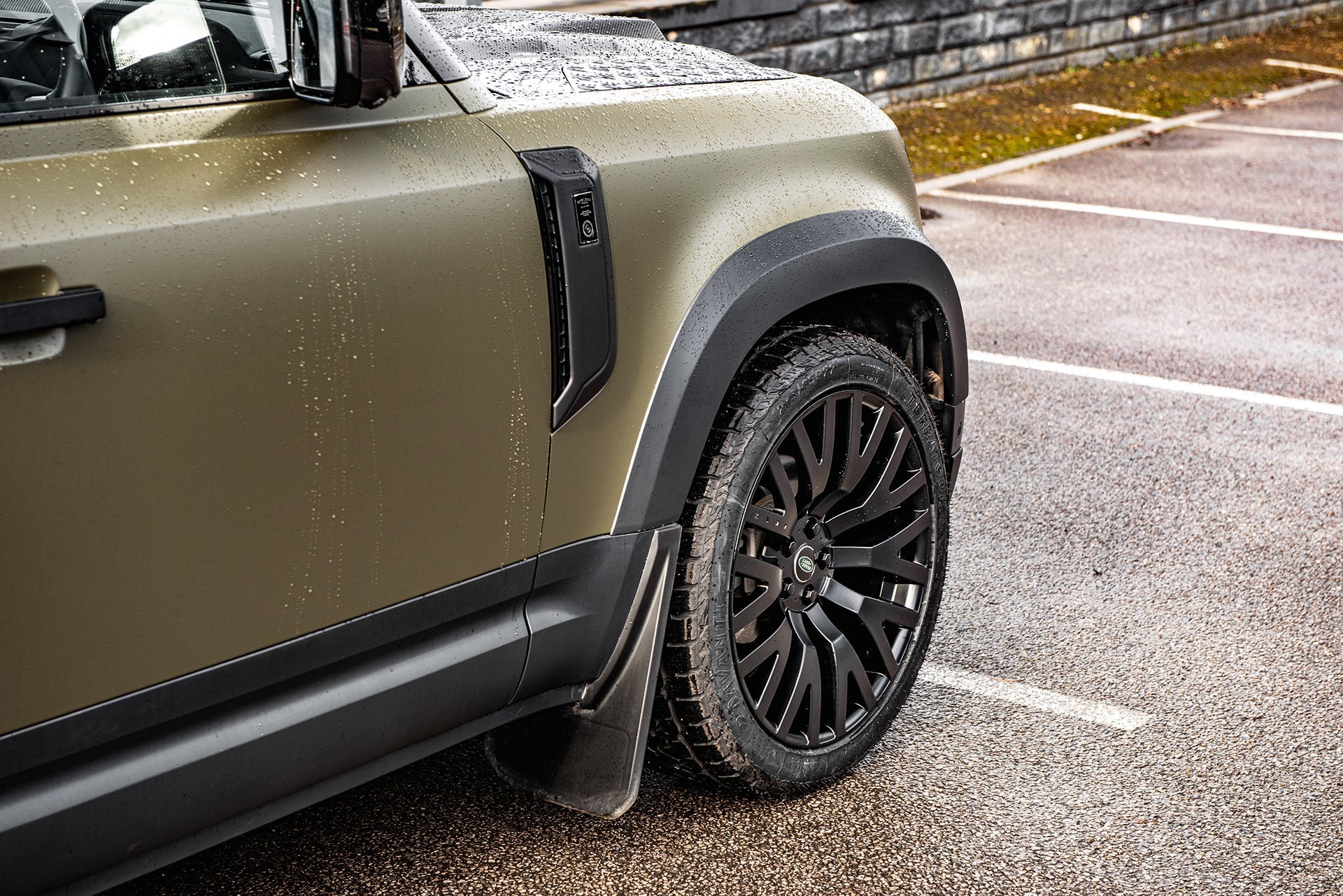 Land Rover Defender 110 - Green Exterior - Project Kahn