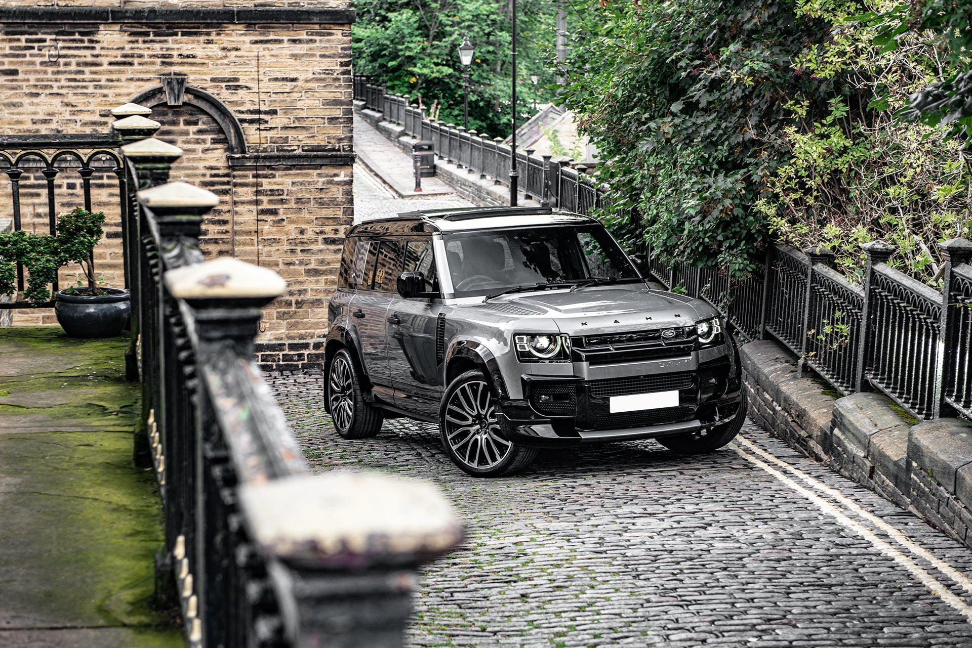 Land Rover Defender 110 - Silver Exterior - Project Kahn