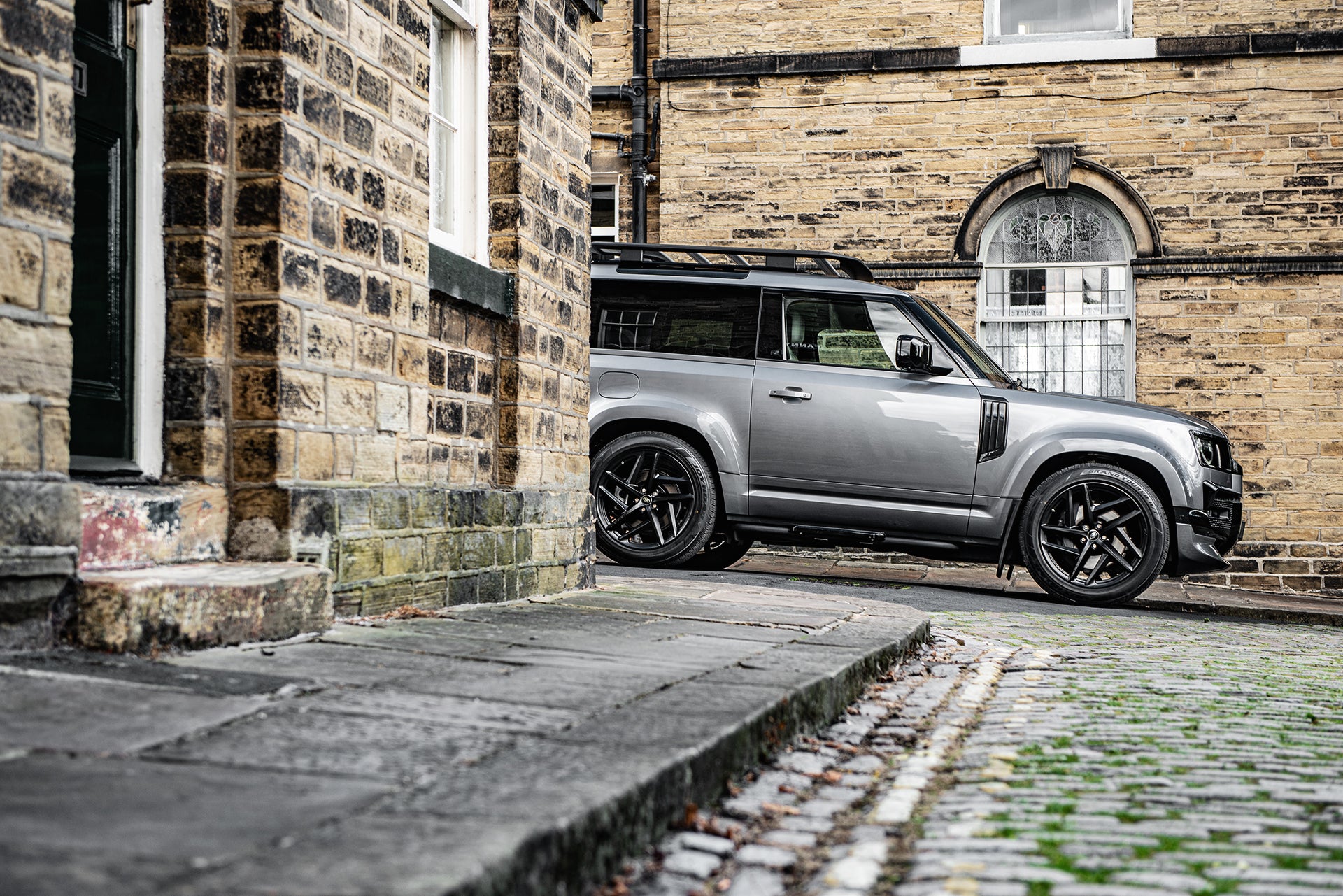 Silver Exterior & Tailored Conversions - Land Rover Defender 90 | Kahn ...