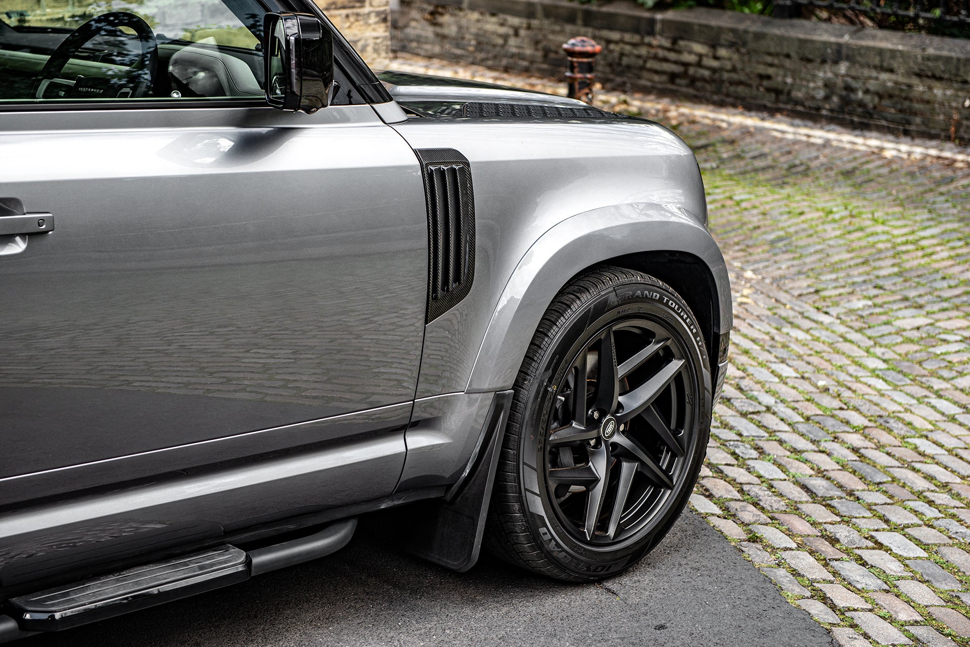 Silver Defender Range Rover Silver Exterior & Tailored Conversions - Land Rover Defender 90 | Kahn ...