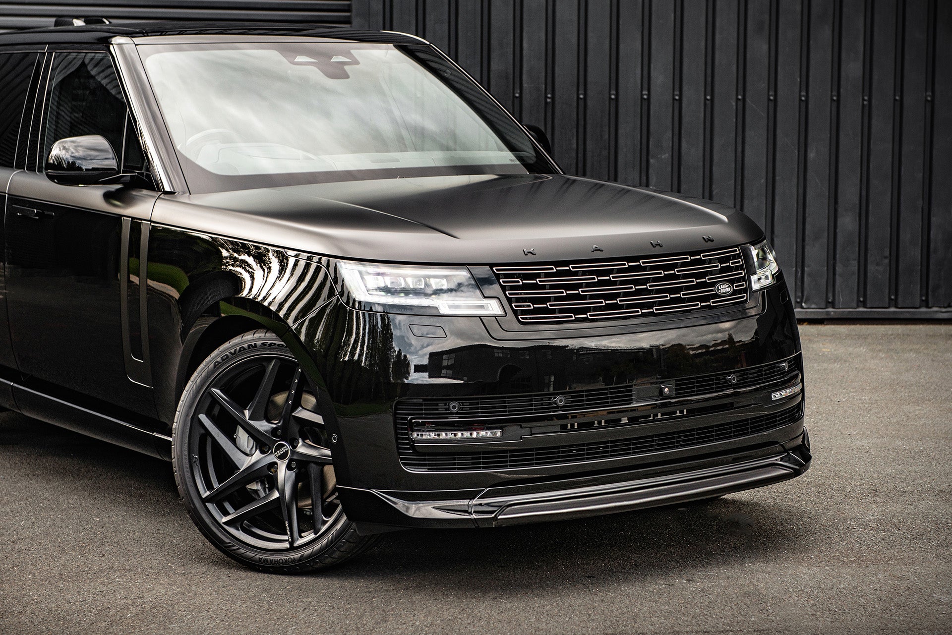 Range Rover (2022-Present) Signature Front Bumper Spoiler