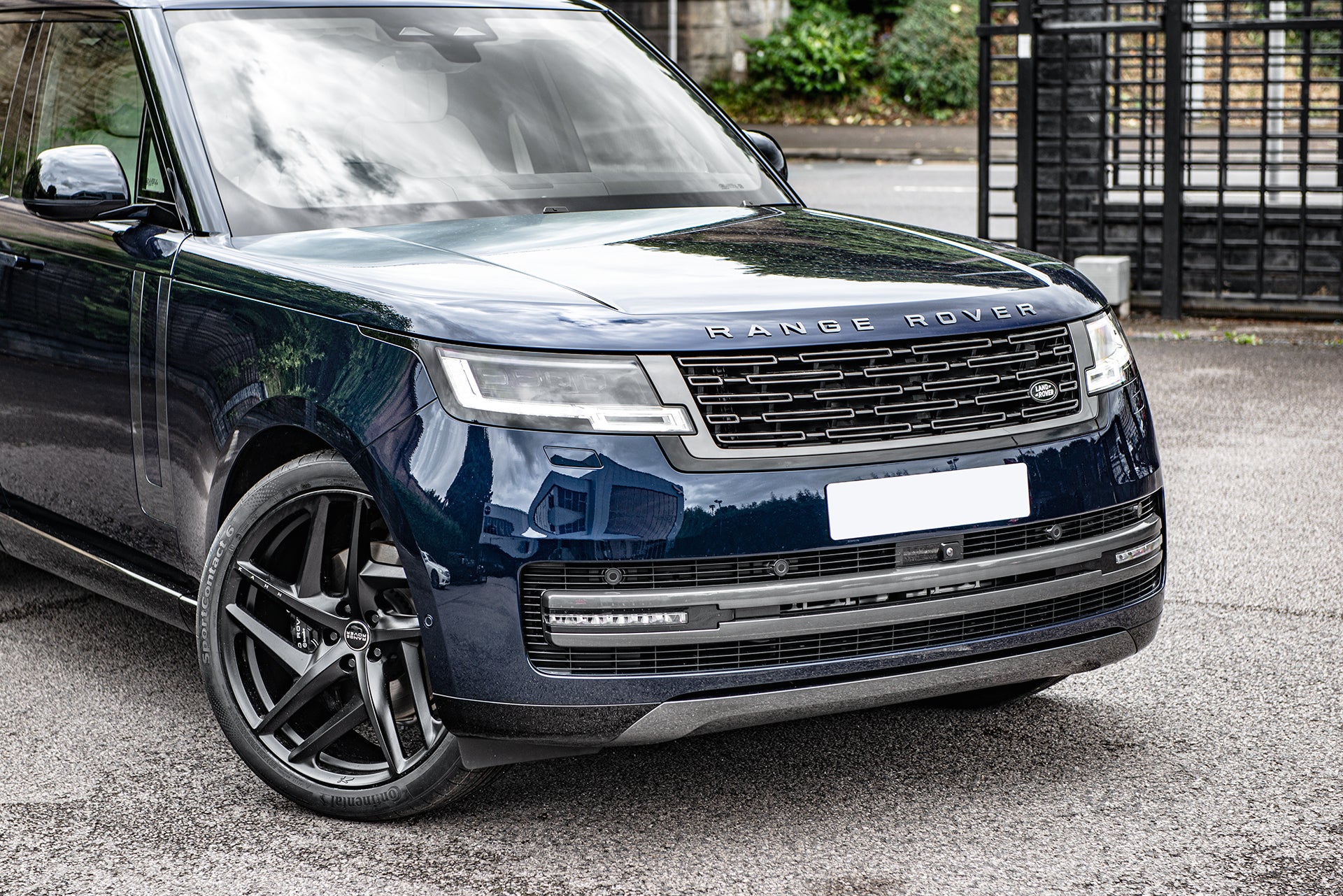 Blue Exterior & Conversions Of Range Rover 2022 - Tailored By Kahn ...