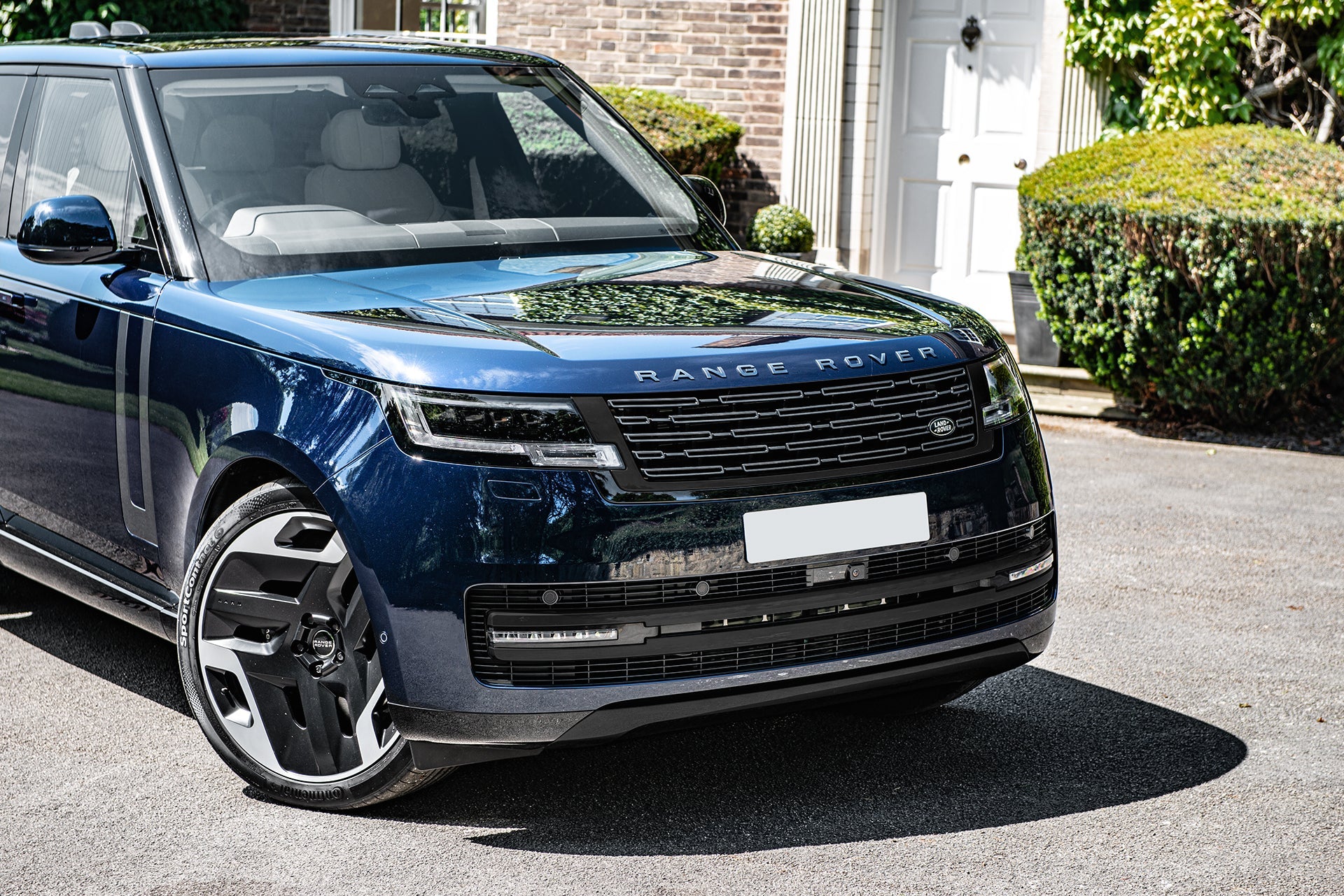 Range Rover Blue Range Rover 2022 with a Blue Exterior & Conversions | Tailored By Kahn ...